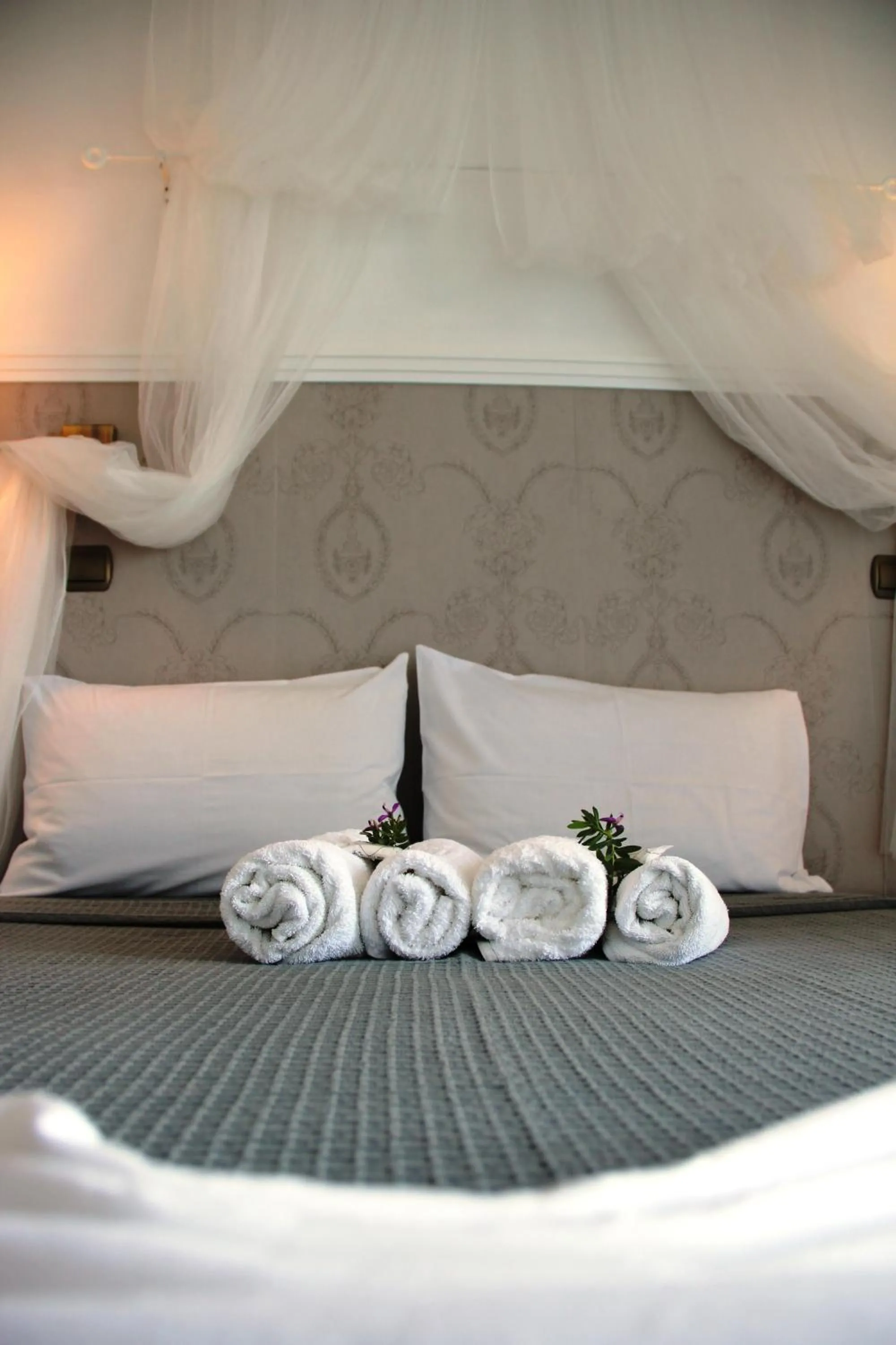 Bed in Hotel Avlakia