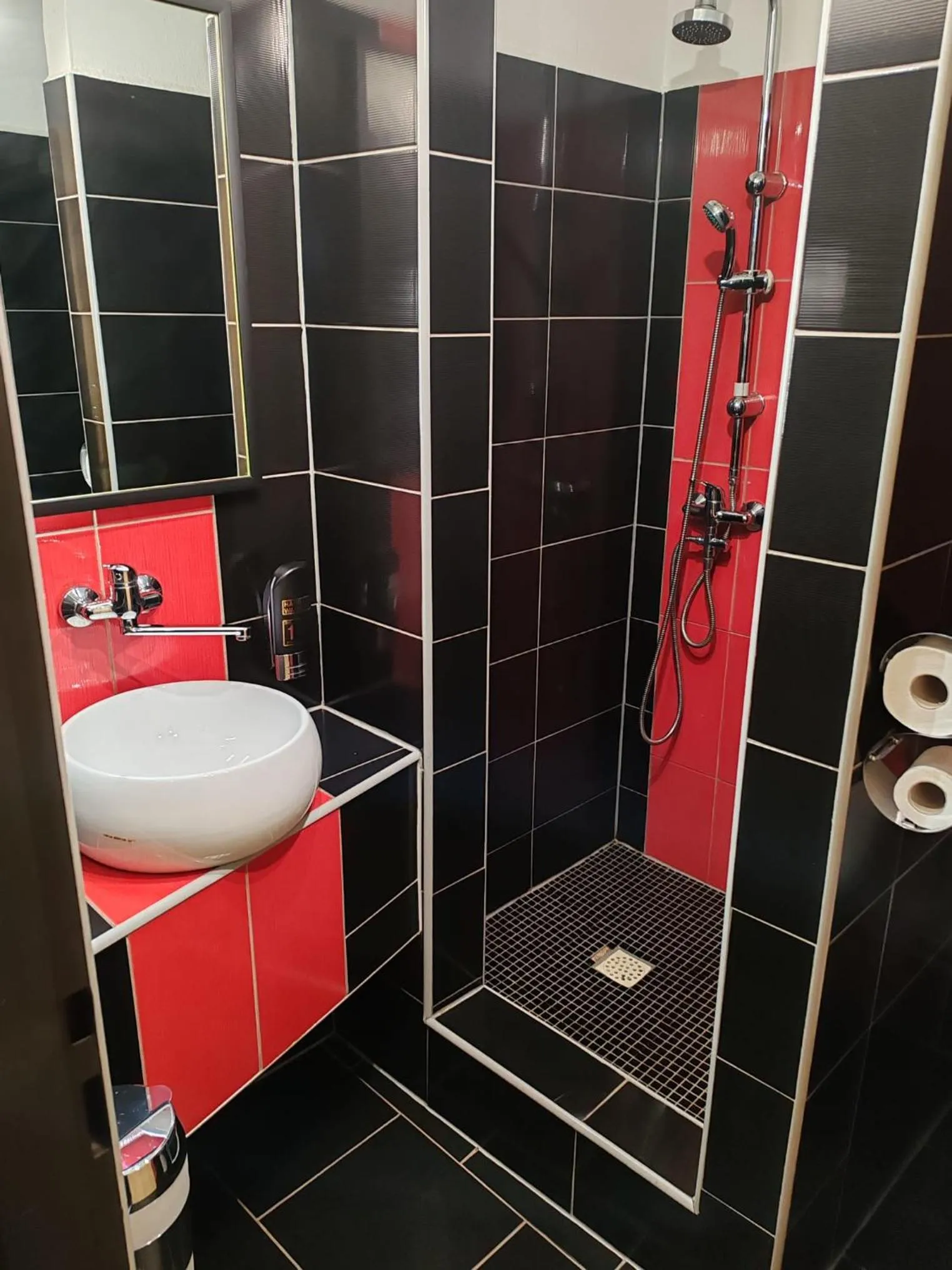 Restaurace a penzion Lutena