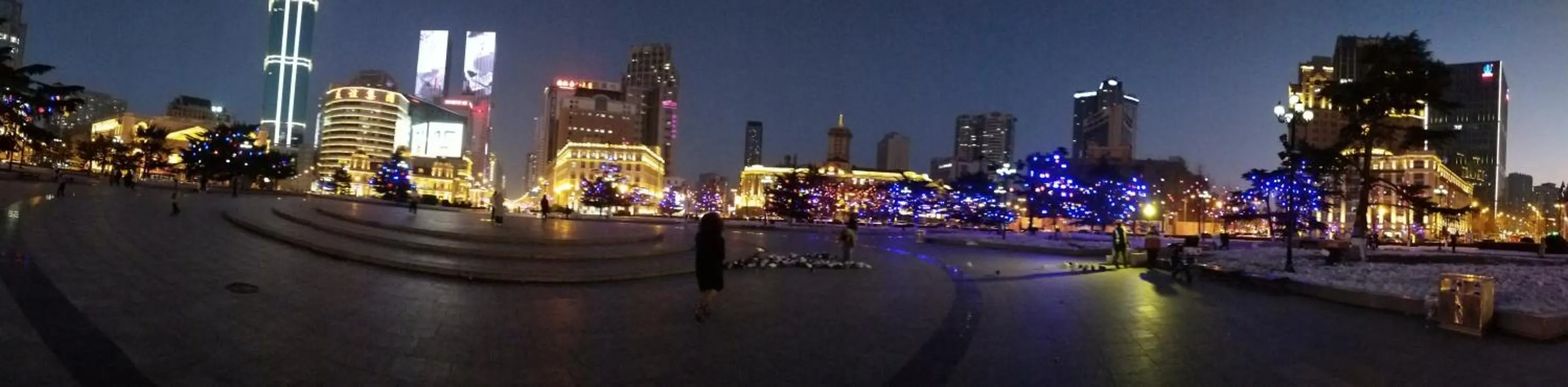 Quiet street view in Dalian Xiuzhu Mansion Apartment