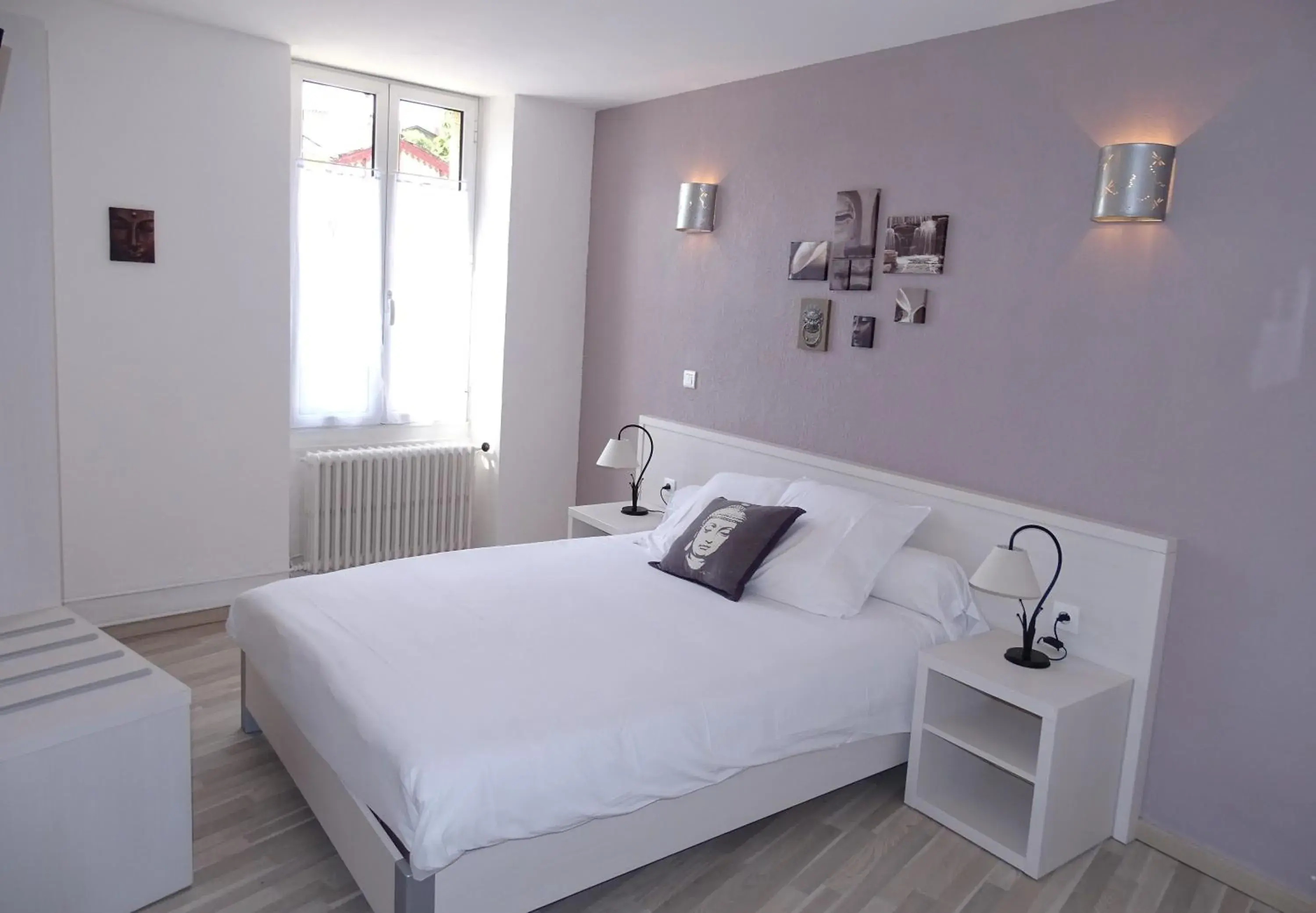 Bedroom, Bed in Hôtel Restaurant du Commerce Bedroom, Bed in Hôtel Restaurant du Commerce