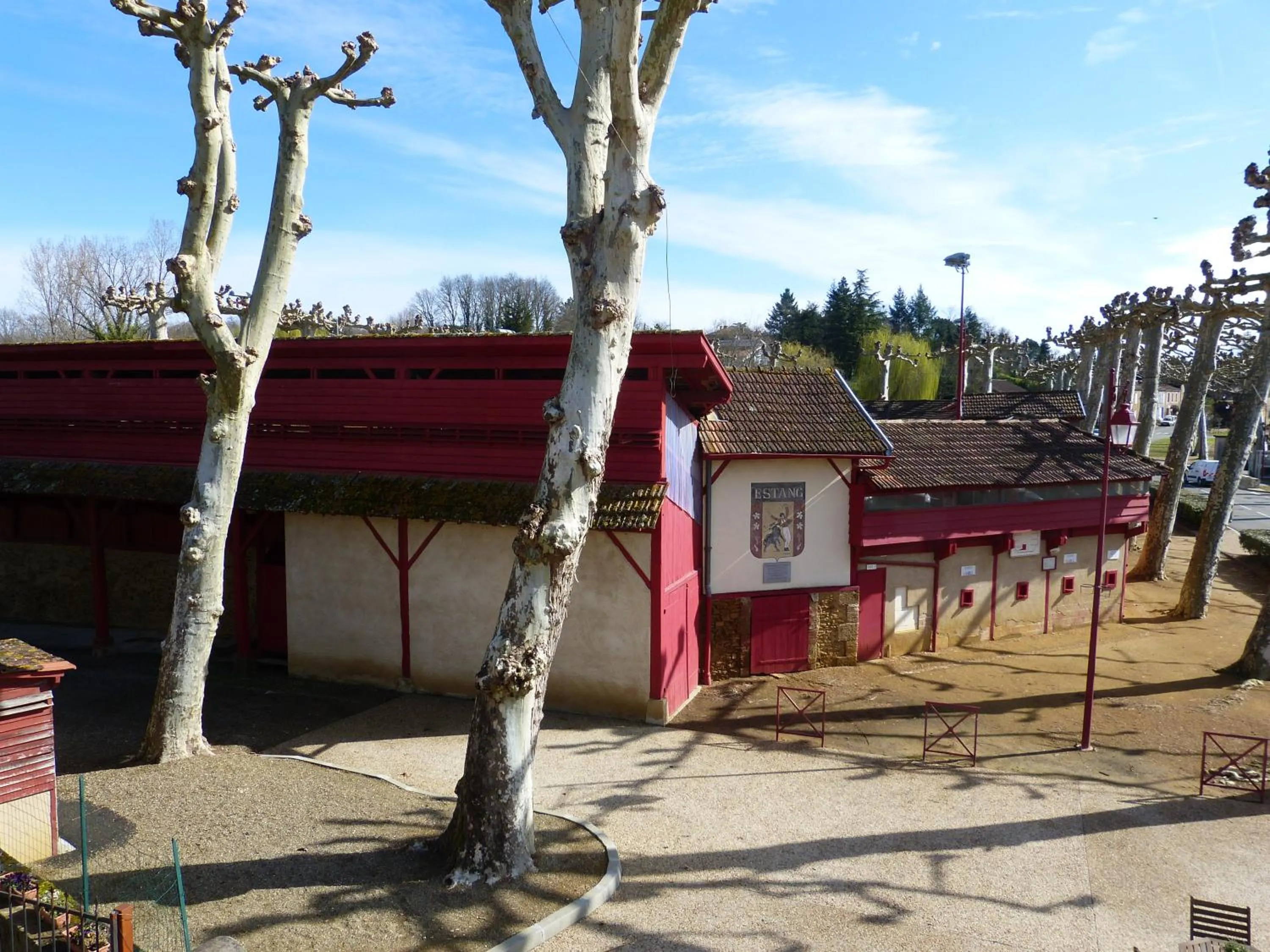 Area and facilities in Hôtel Restaurant du Commerce