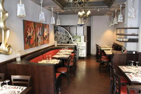 Restaurant/places to eat in L'Olympique 1924