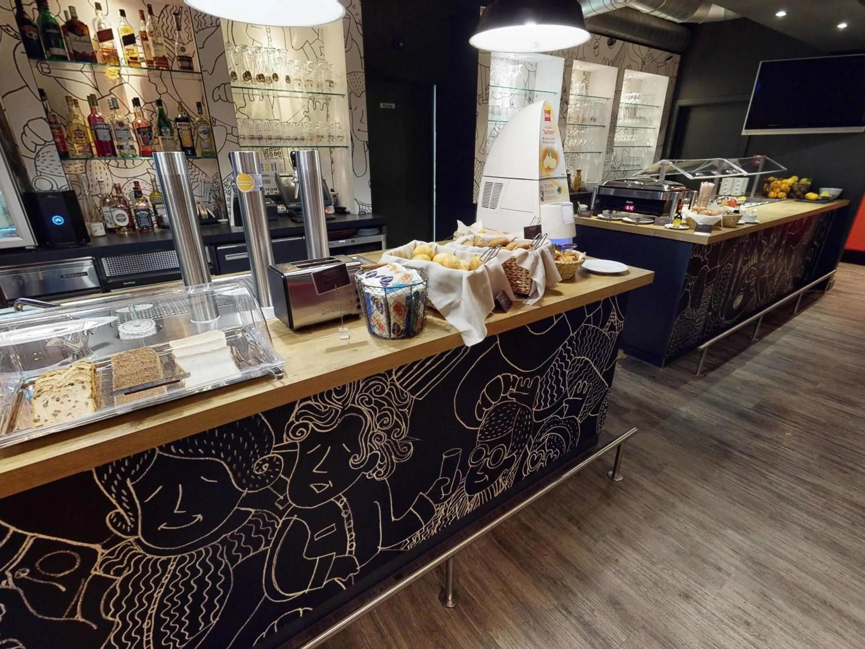 Breakfast in ibis Hotel Köln Airport Breakfast in ibis Hotel Köln Airport