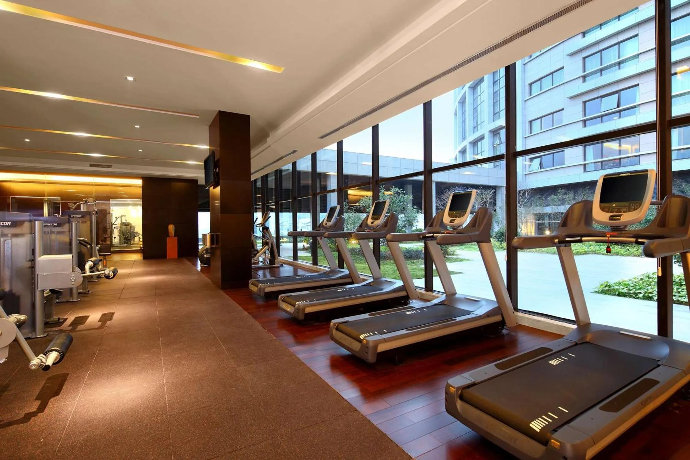 Fitness centre/facilities in DoubleTree by Hilton Hotel Putian