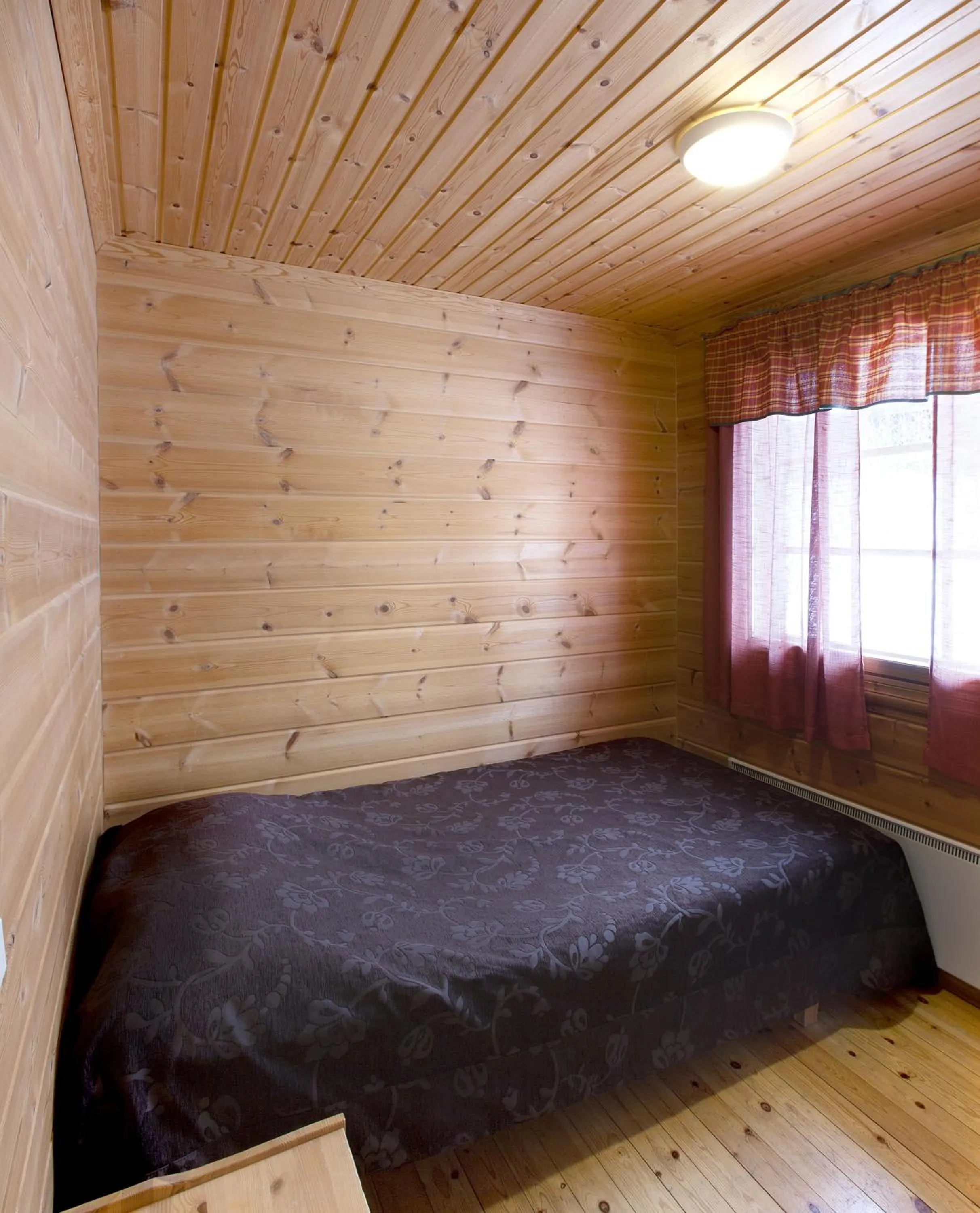 Day, Bed in Koivula Cottages