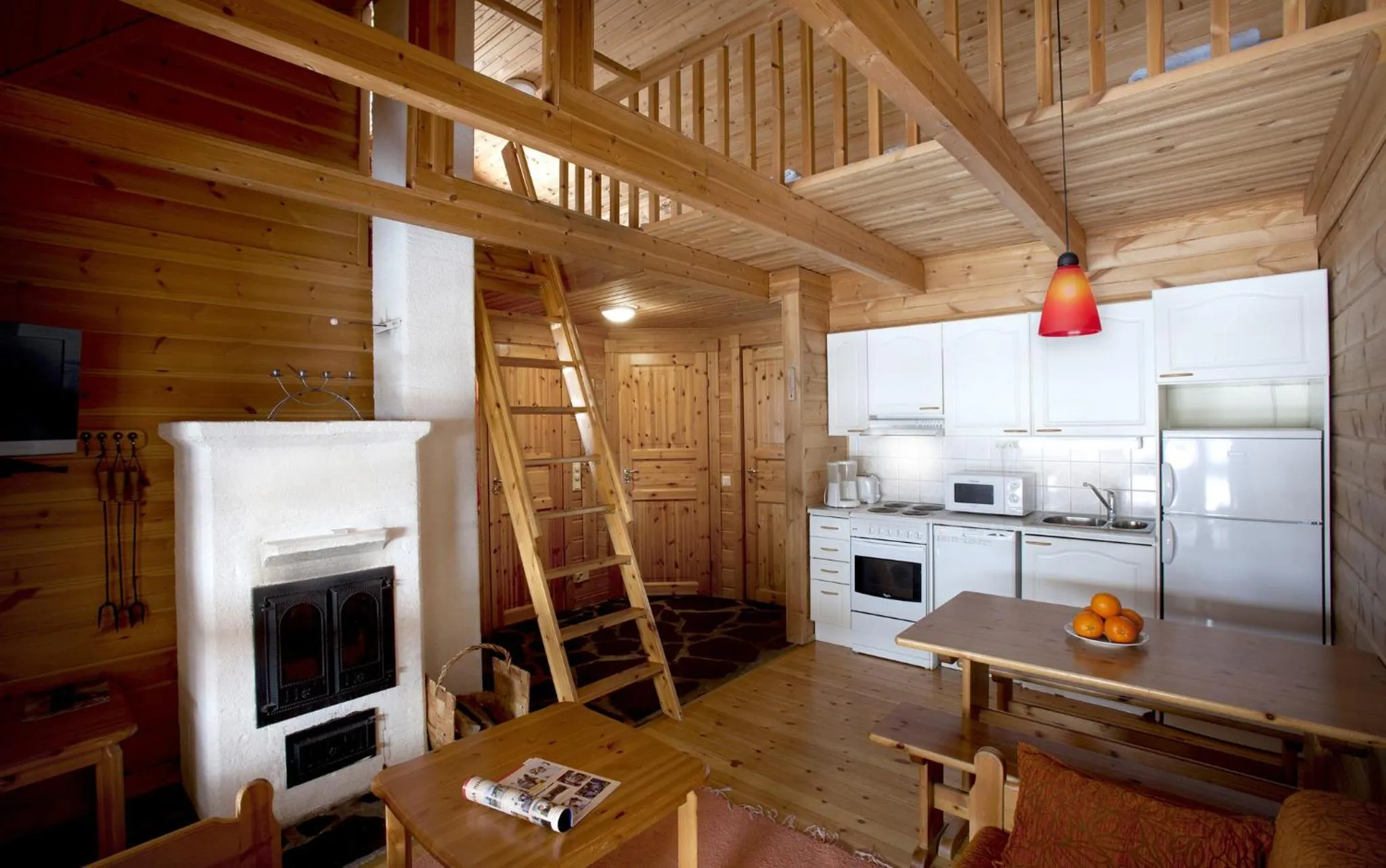 Dining area in Koivula Cottages