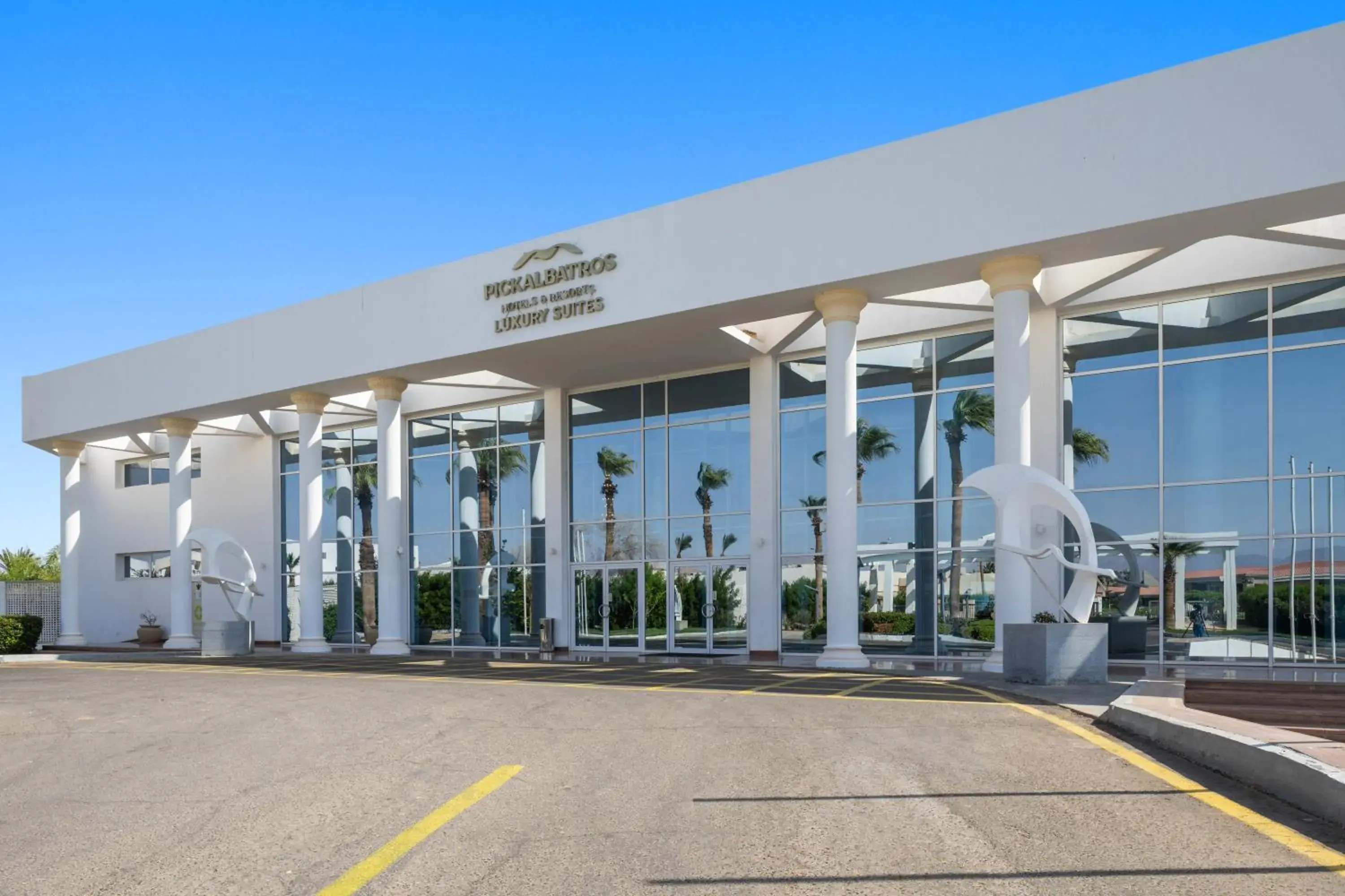 Property building in Pickalbatros Golf Beach Resort - All Inclusive Property building in Pickalbatros Golf Beach Resort - All Inclusive