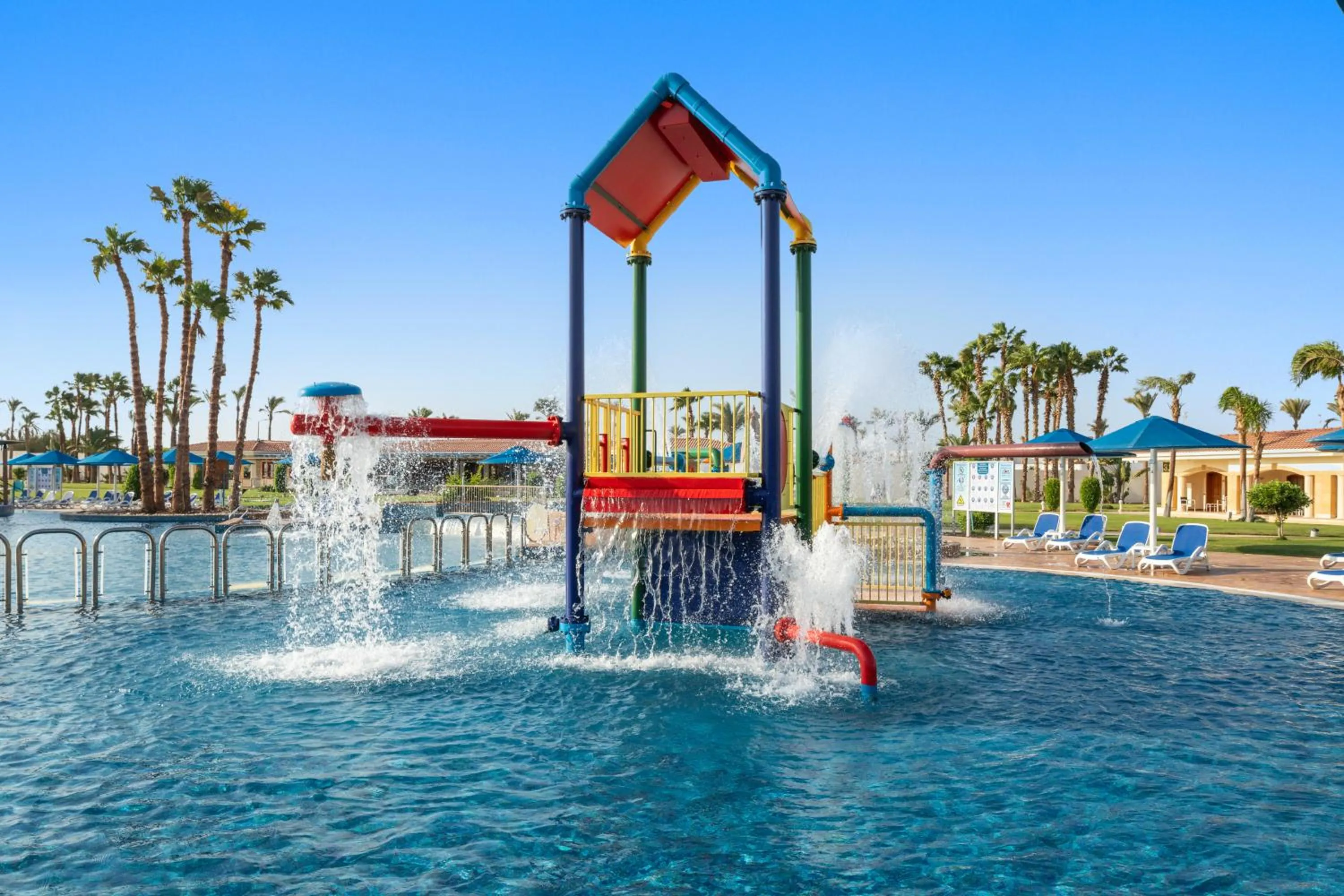 Swimming pool in Pickalbatros Golf Beach Resort - All Inclusive