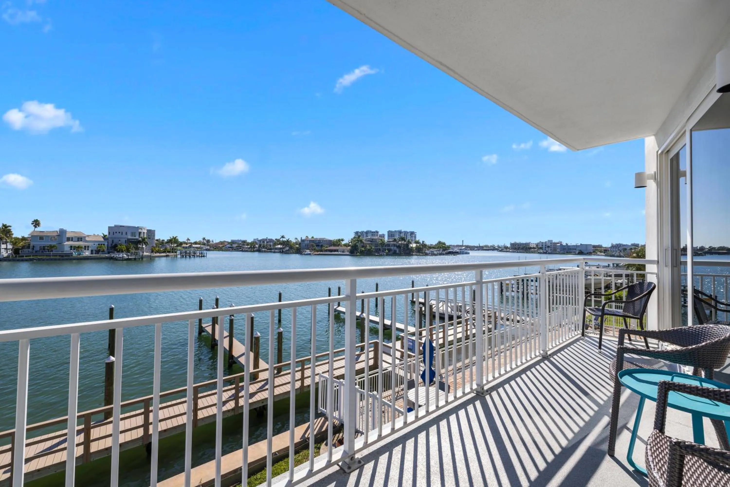 Balcony/Terrace in Provident Oceana Beachfront Suites