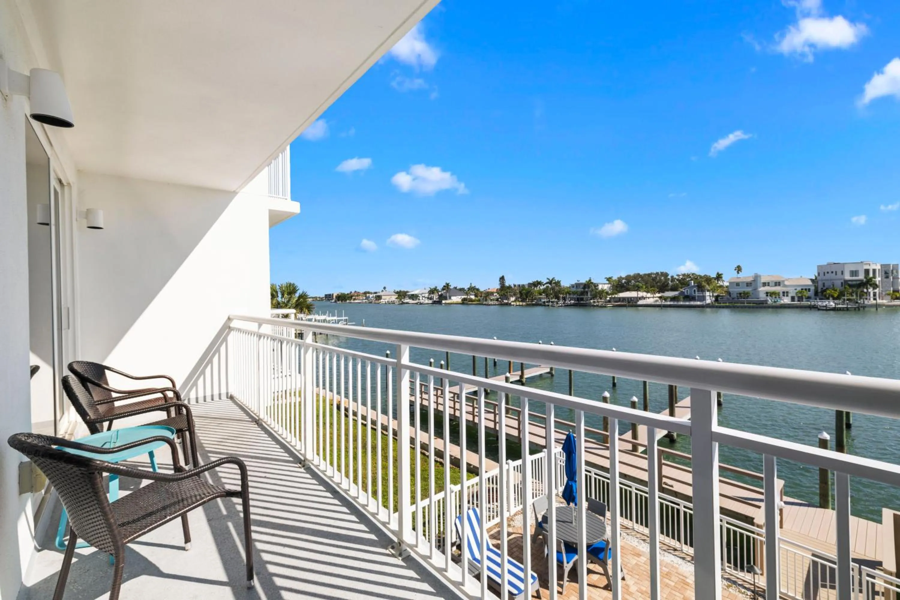 Balcony/Terrace in Provident Oceana Beachfront Suites