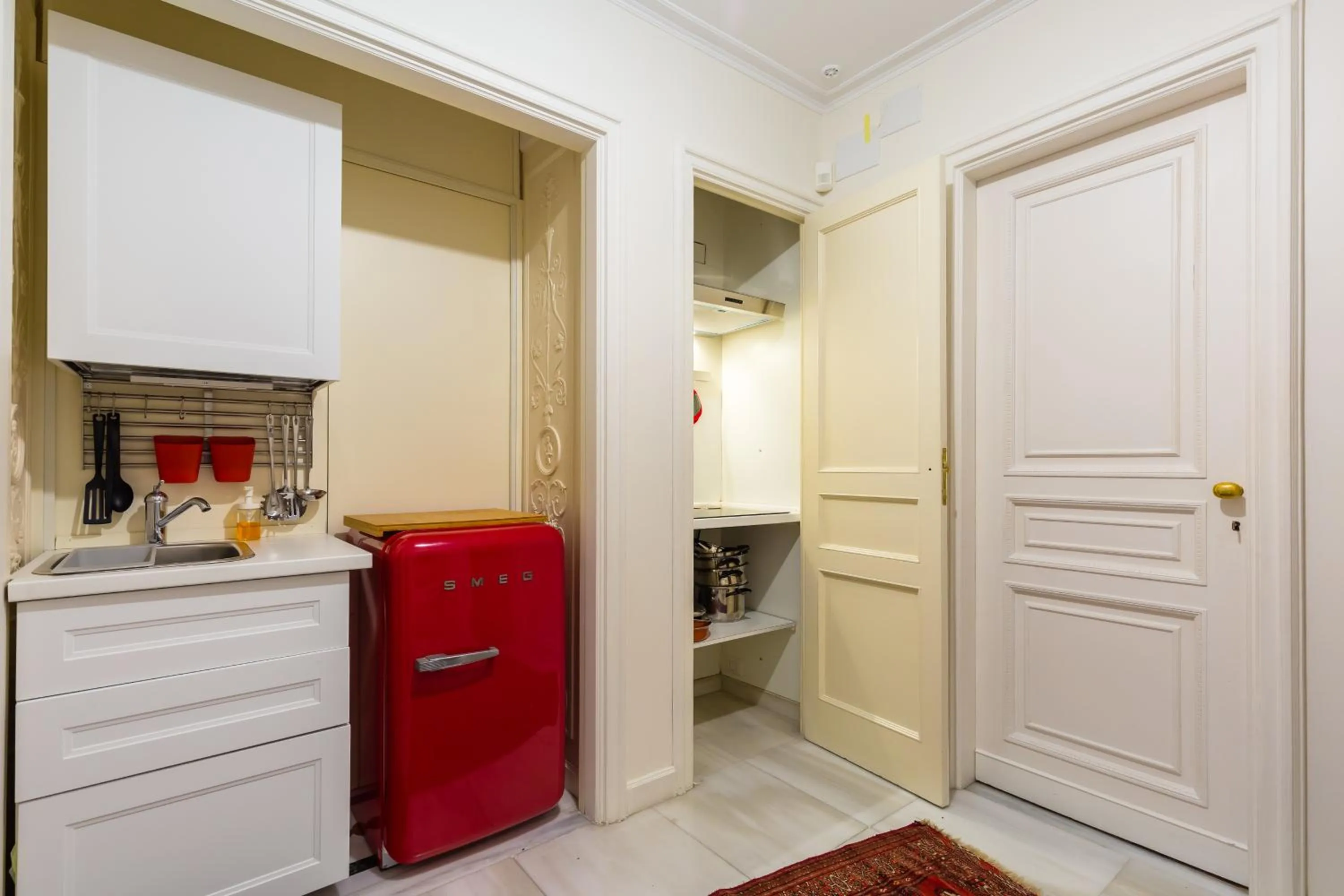 Kitchen or kitchenette in O-House Posillipo by Napoliapartments