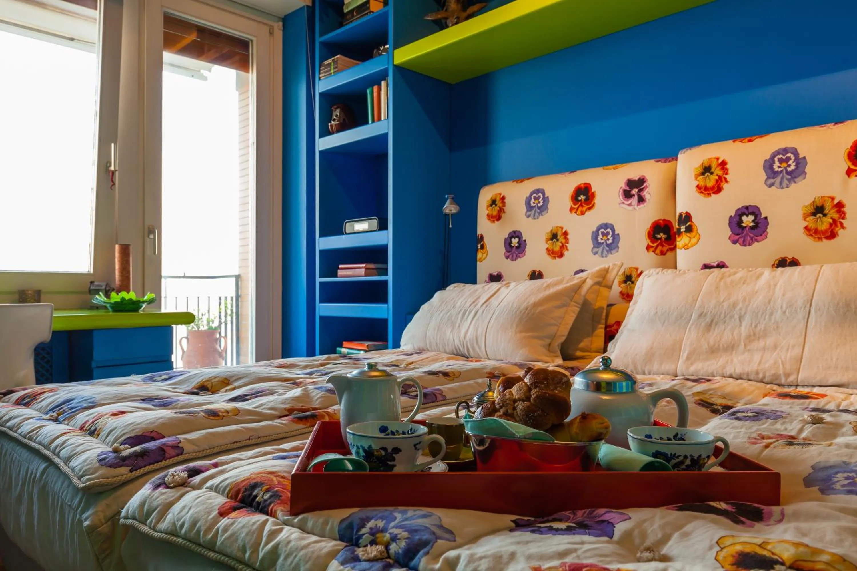 Decorative detail, Bed in O-House Posillipo by Napoliapartments