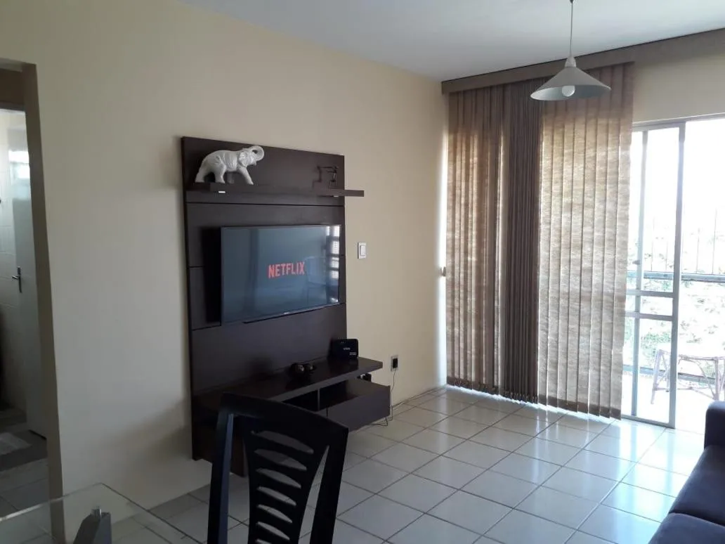 Communal lounge/ TV room in APTº EM OLINDA CASA CAIADA