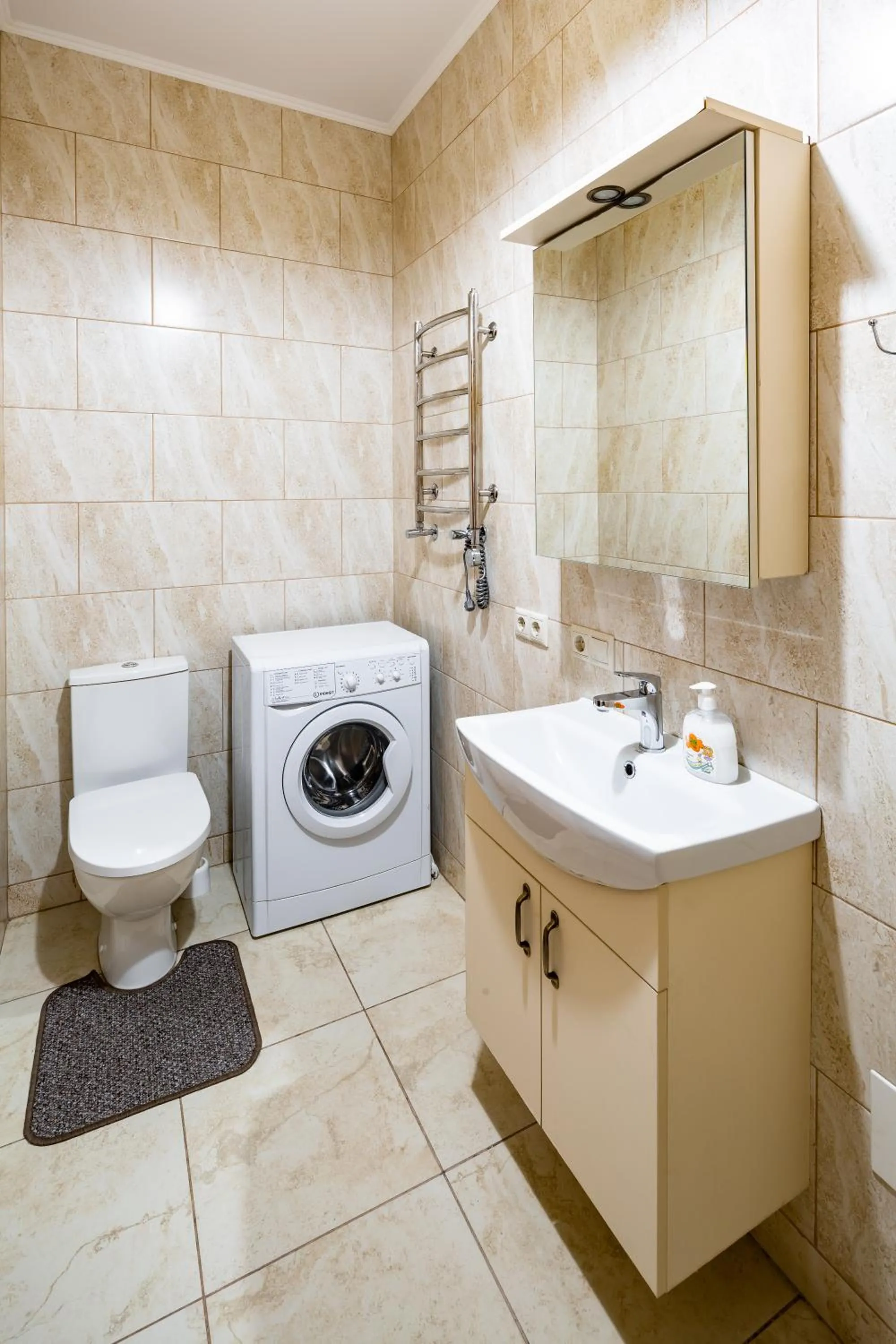 13 Franka Apartment 2