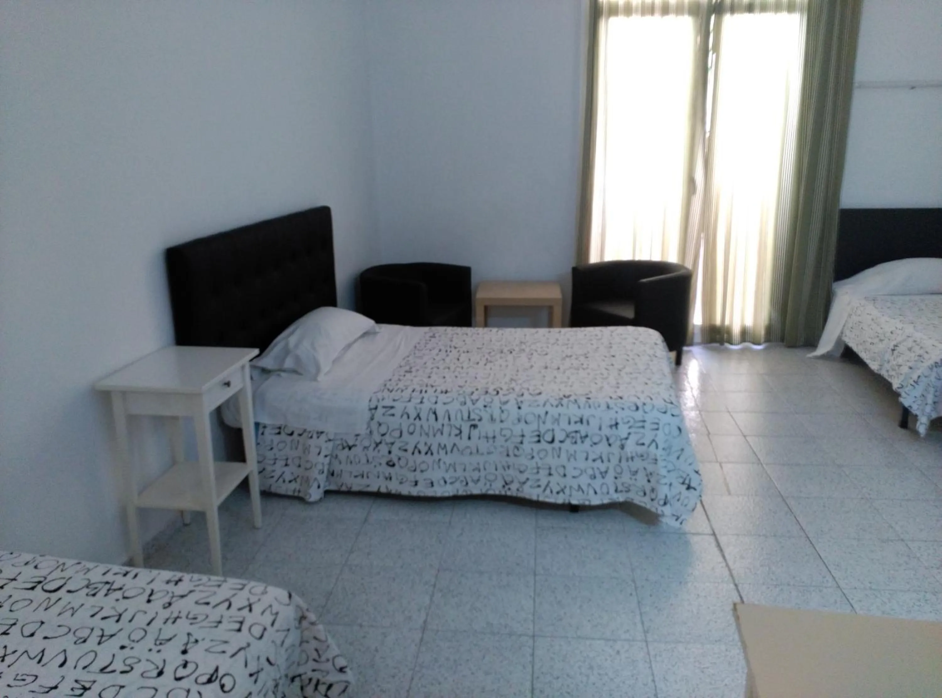 Balcony/Terrace, Bed in Hostal River