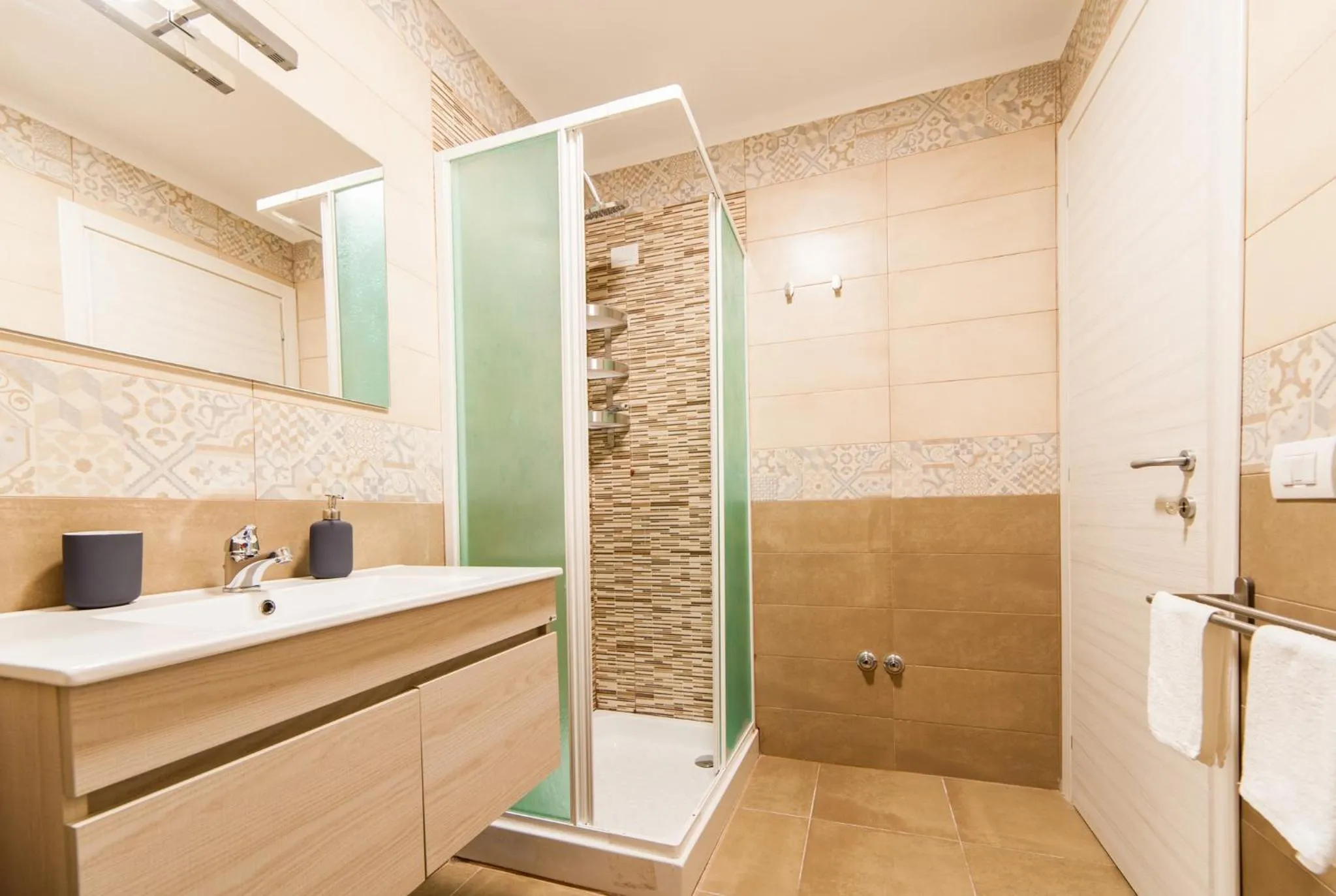 Shower in Demi Rooms