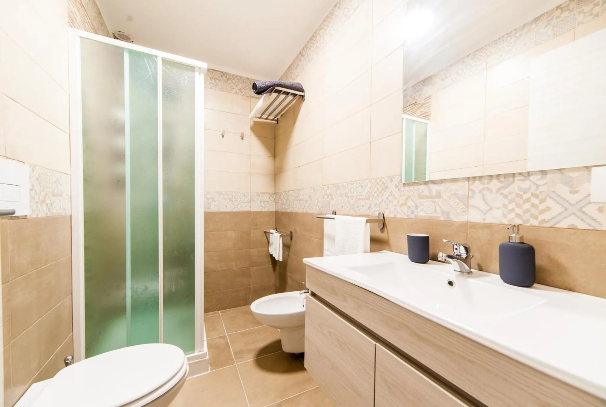 Shower in Demi Rooms