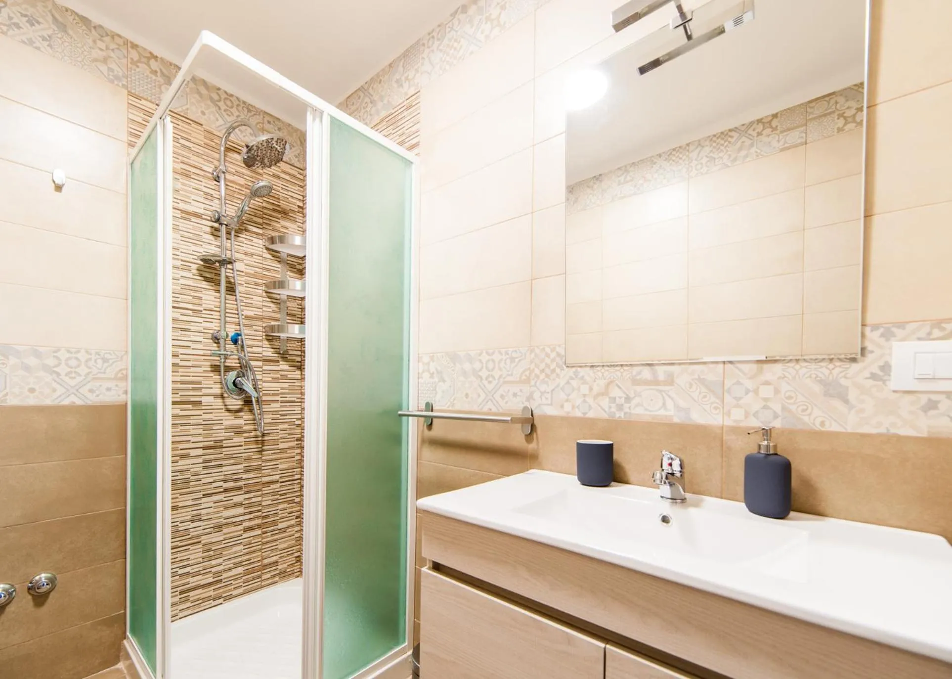 Shower in Demi Rooms