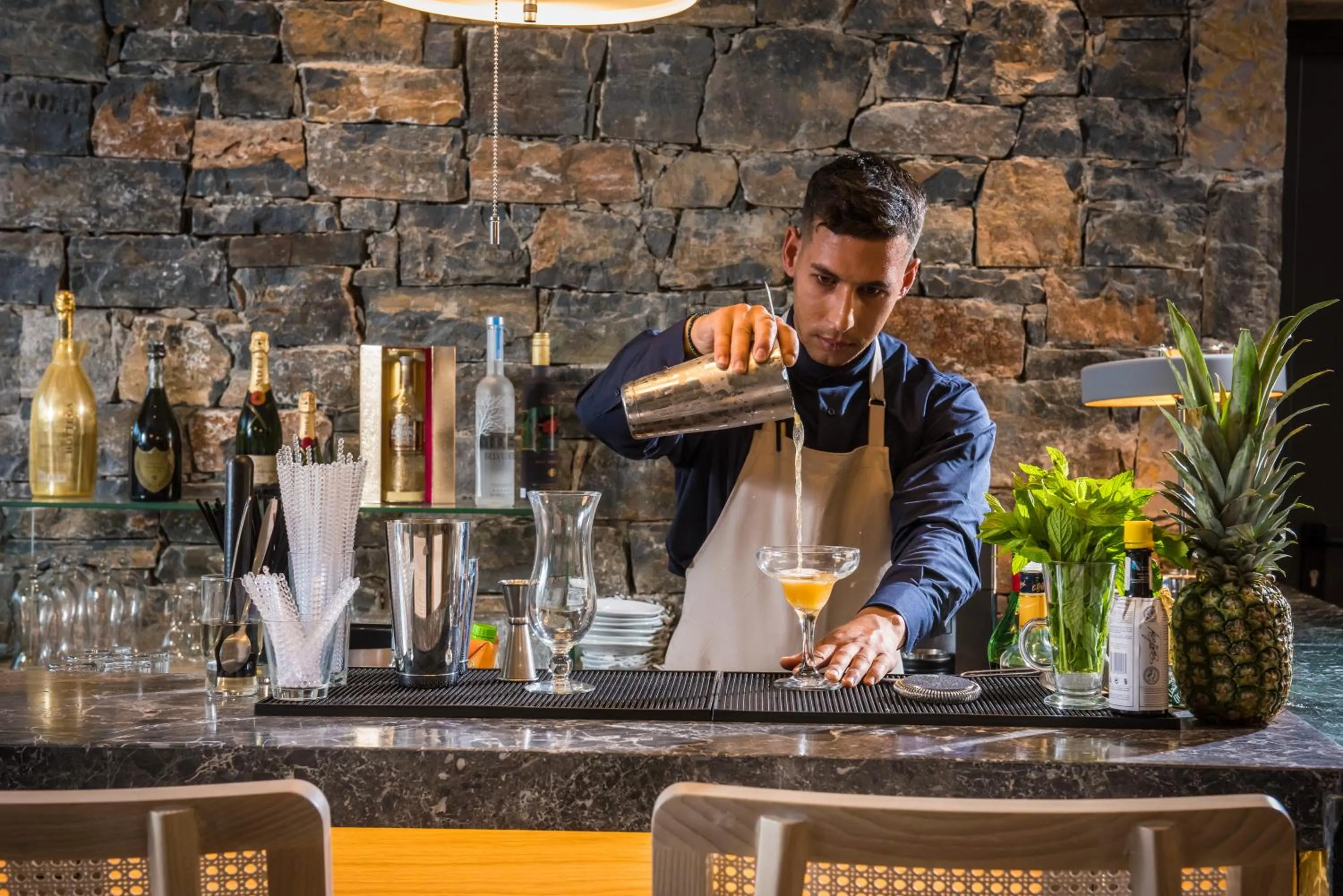 Lounge or bar in Petousis Hotel & Suites