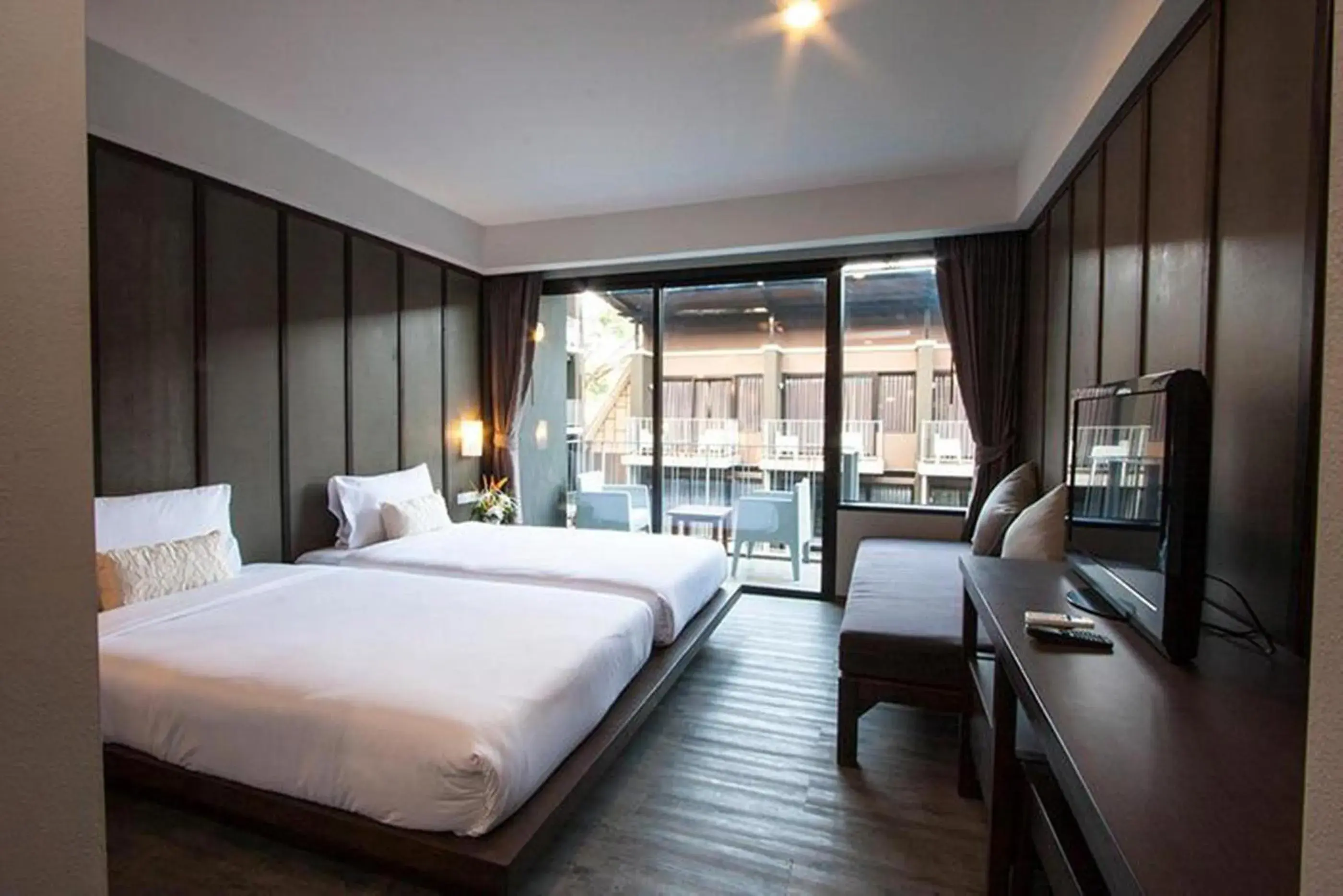 Photo of the whole room, Bed in La Lune Beach Resort Photo of the whole room, Bed in La Lune Beach Resort