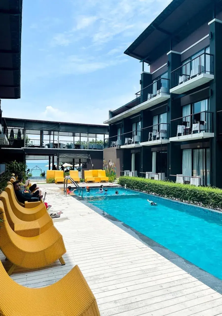 Property building in La Lune Beach Resort Property building in La Lune Beach Resort