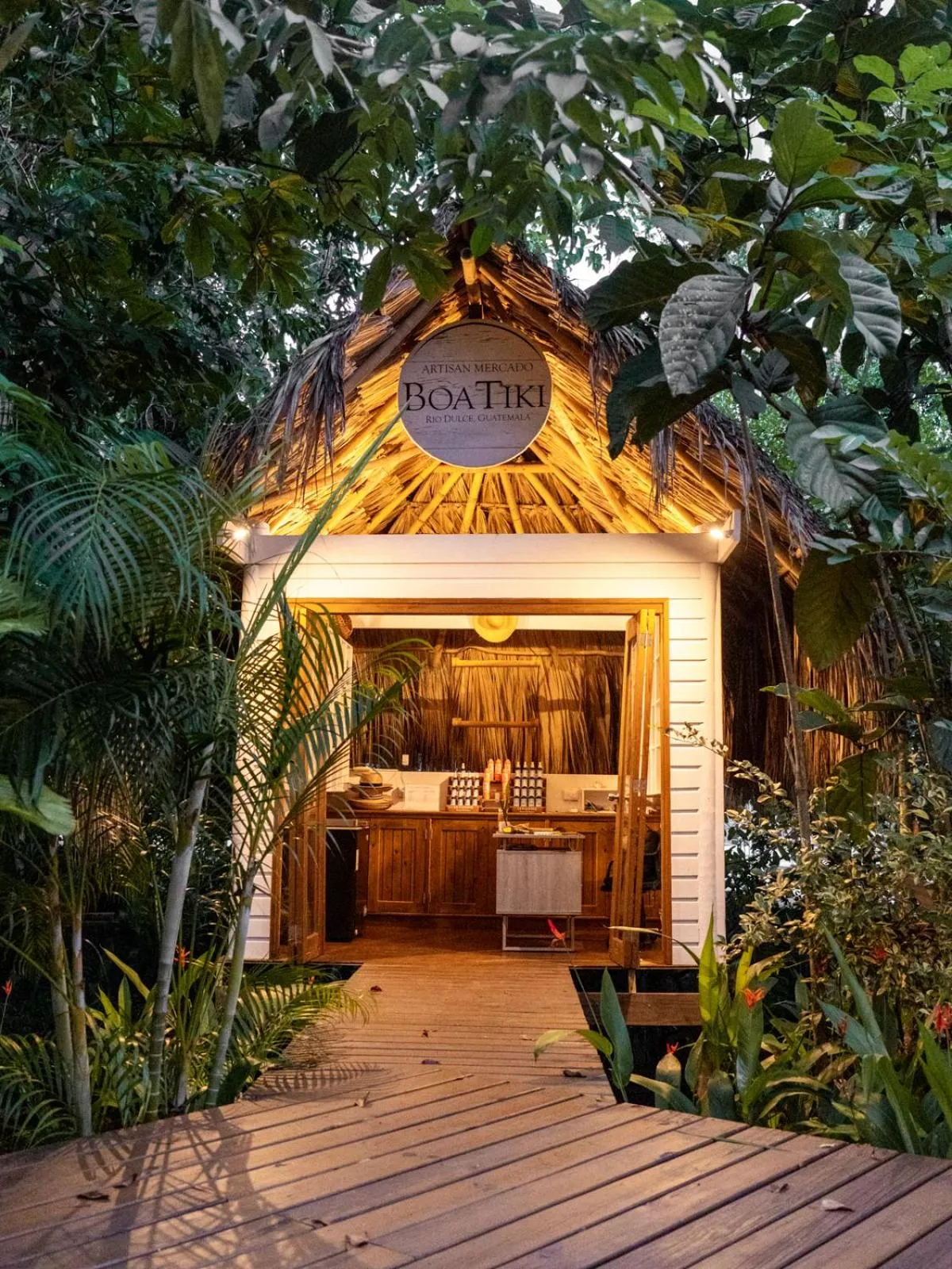 Boatique Hotel and Marina