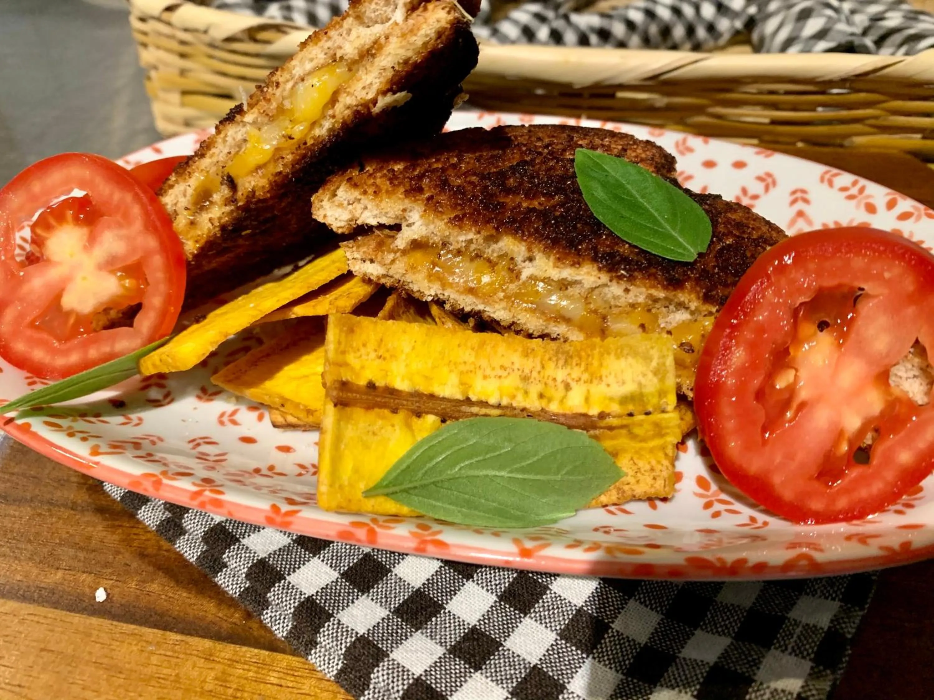 Food and drinks in Boatique Hotel and Marina