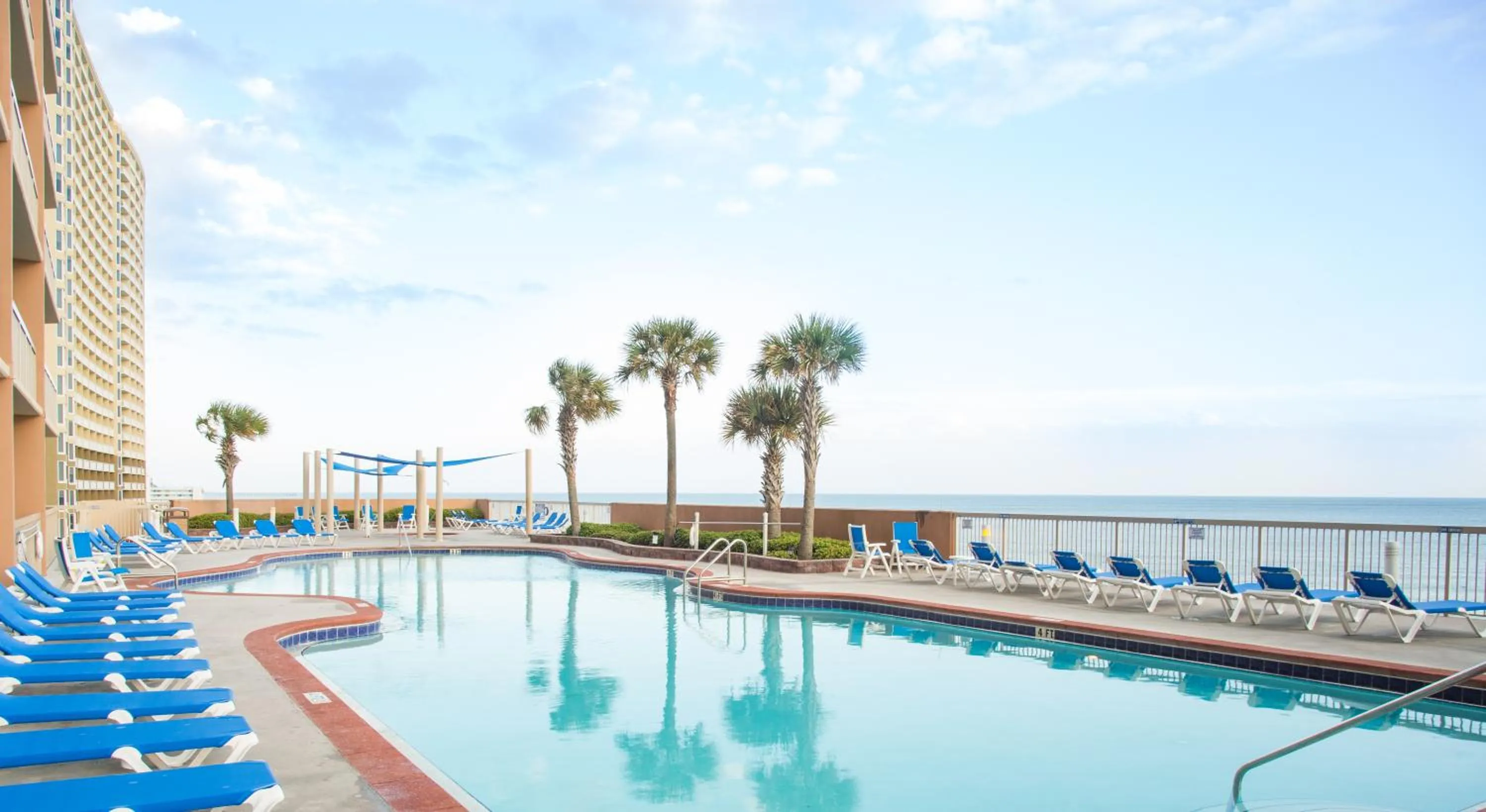 Swimming pool in Sunrise 2103