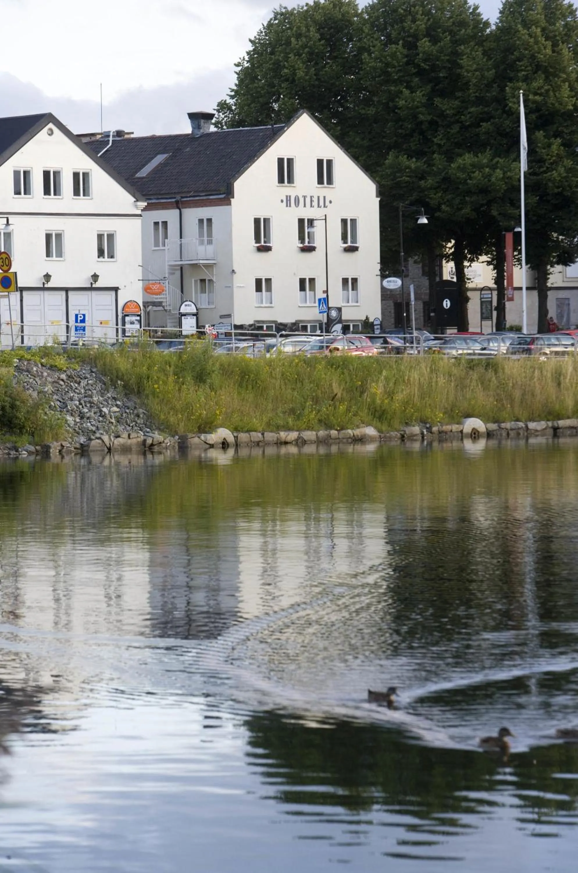 Facade/entrance in Hotell Blå Blom