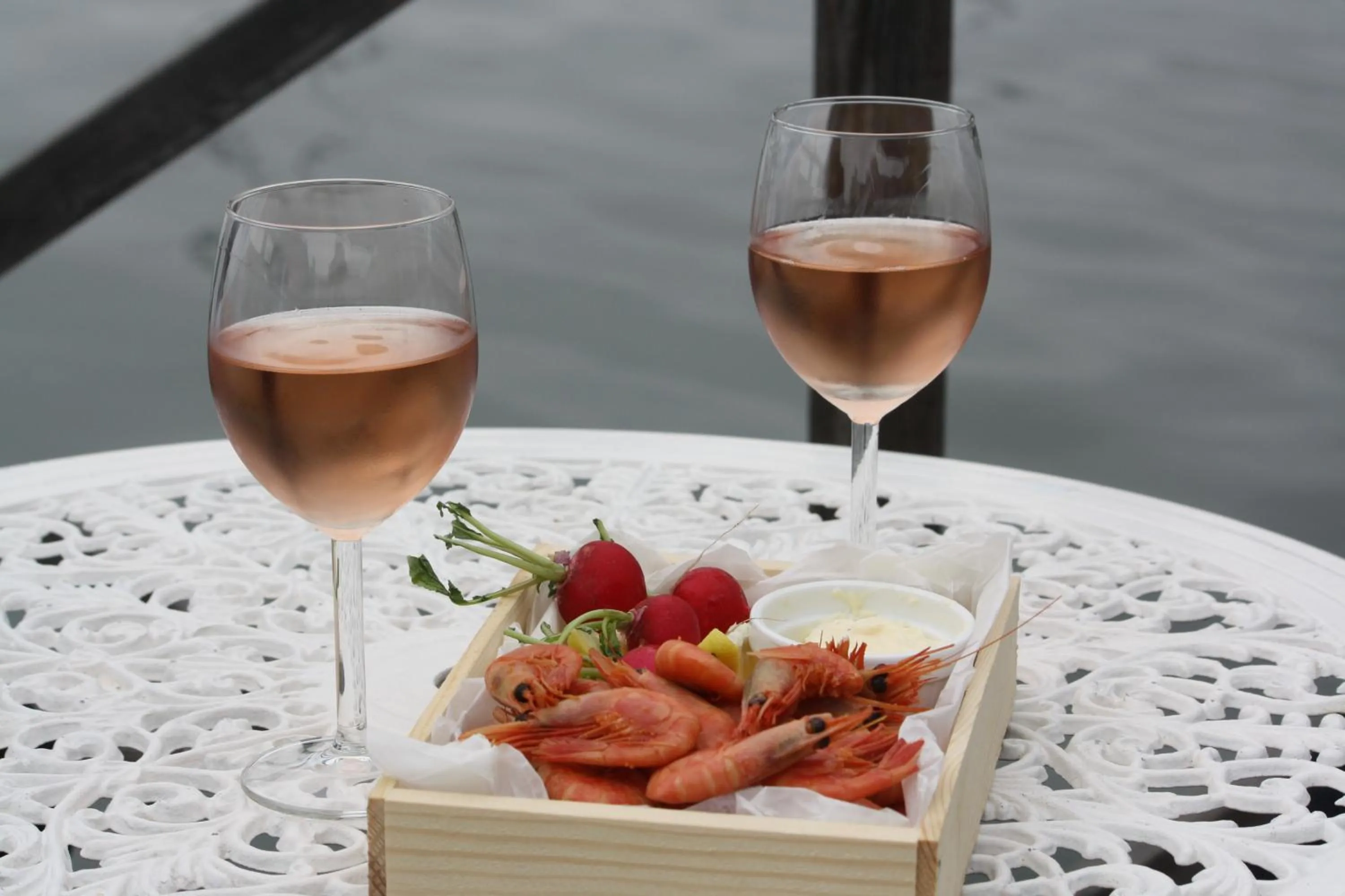 Restaurant/places to eat in Hotell Blå Blom