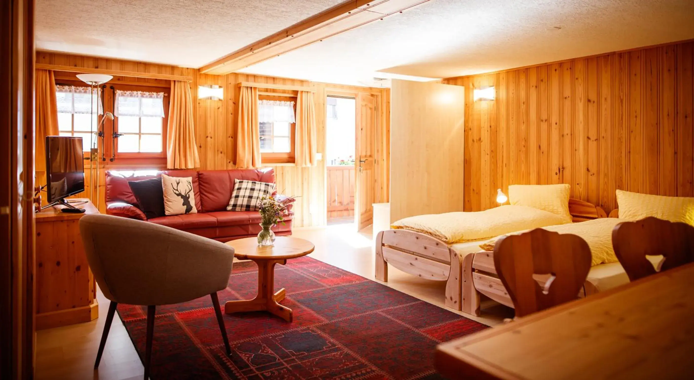 Junior Suite in Hotel Nufenen Junior Suite in Hotel Nufenen