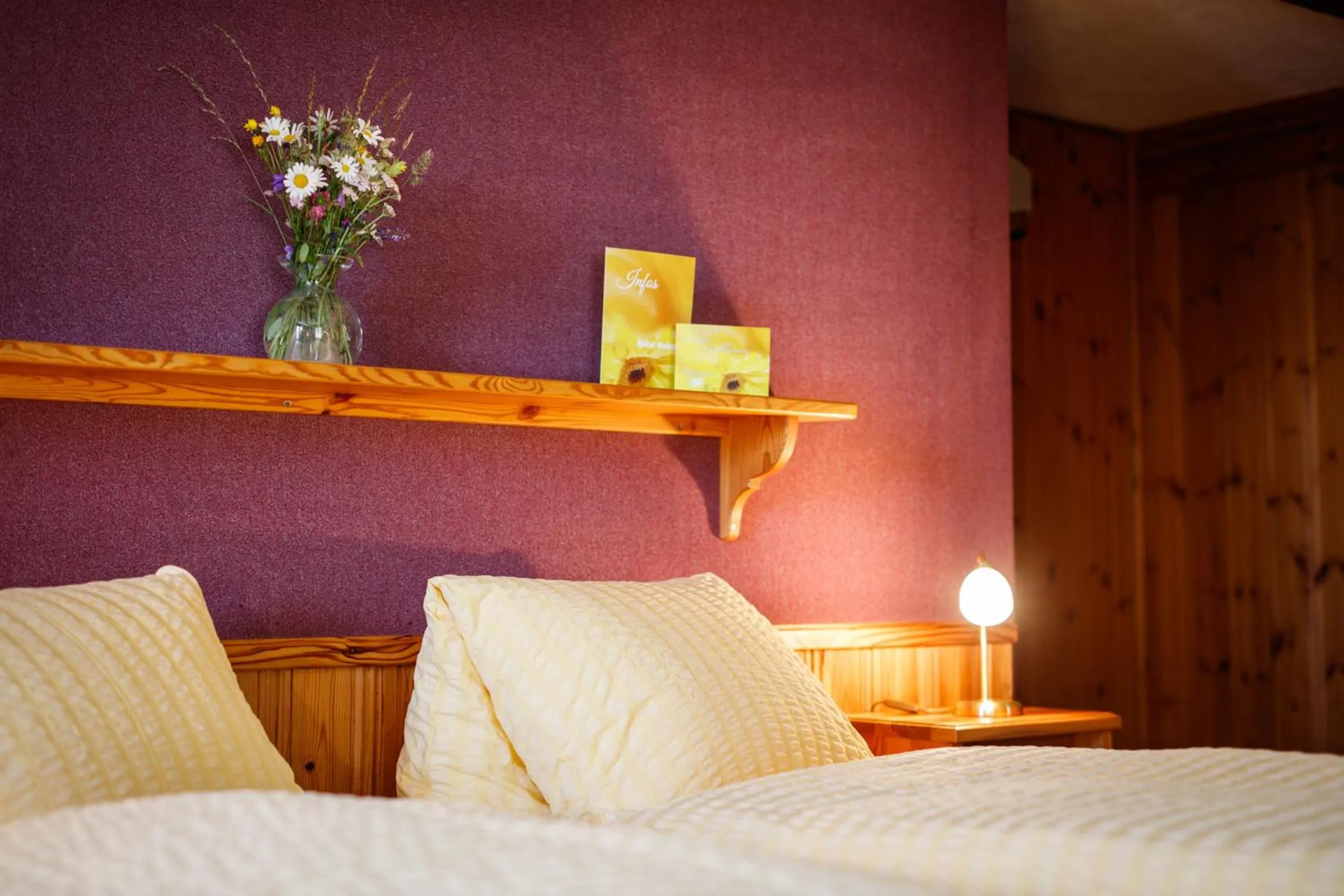 Photo of the whole room, Bed in Hotel Nufenen