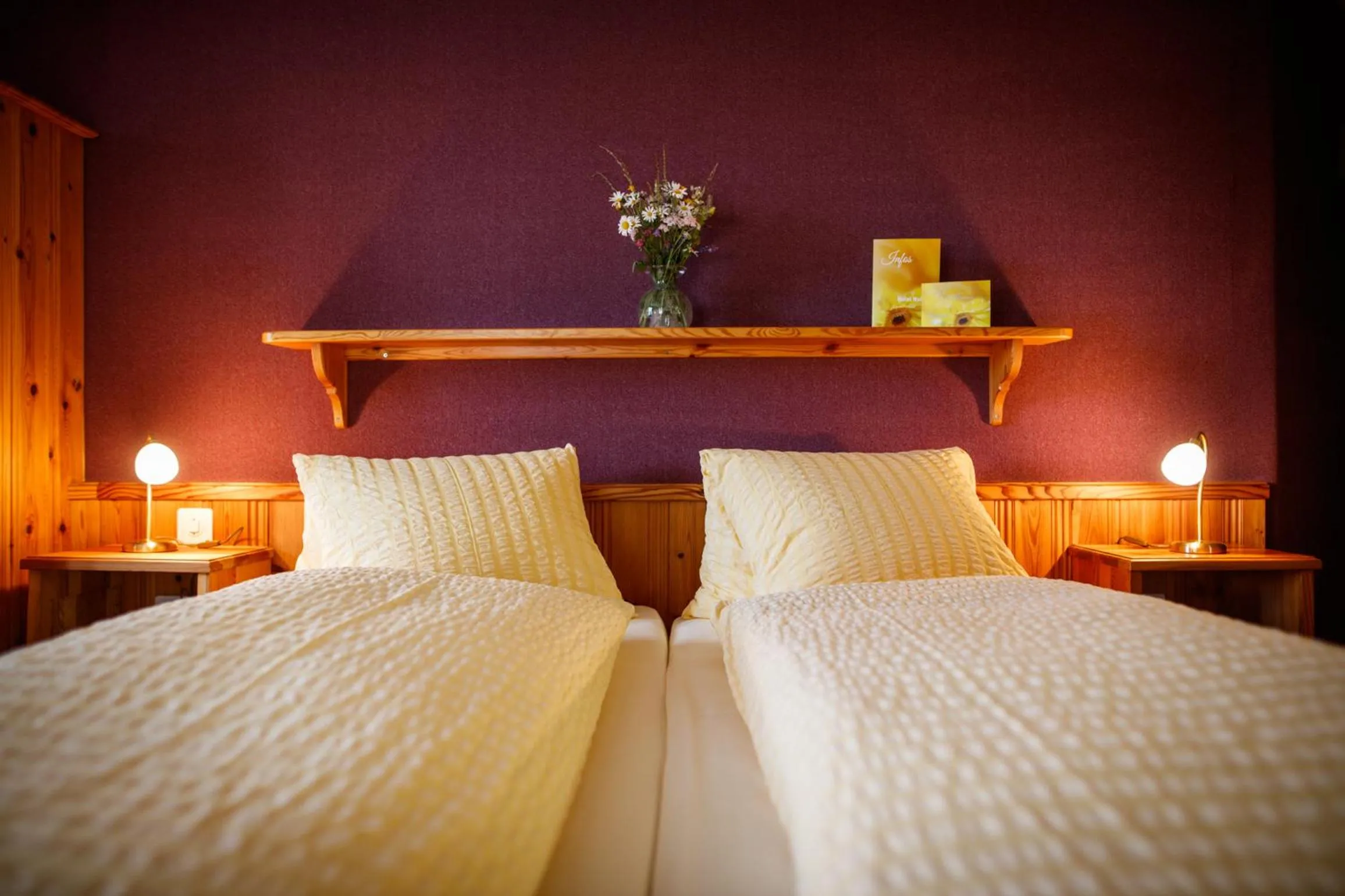 Photo of the whole room, Bed in Hotel Nufenen