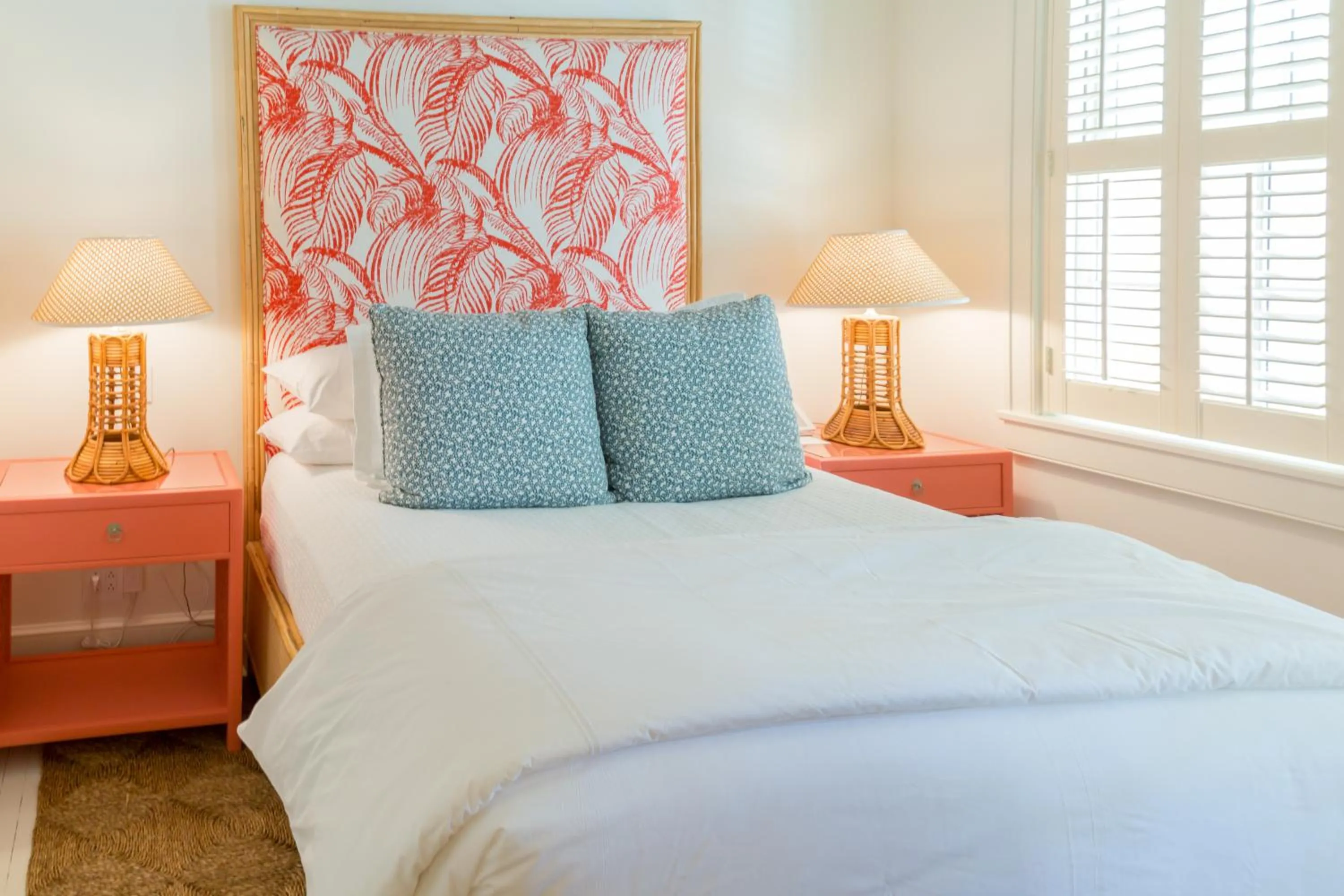 Bed in Eleven Bahama House