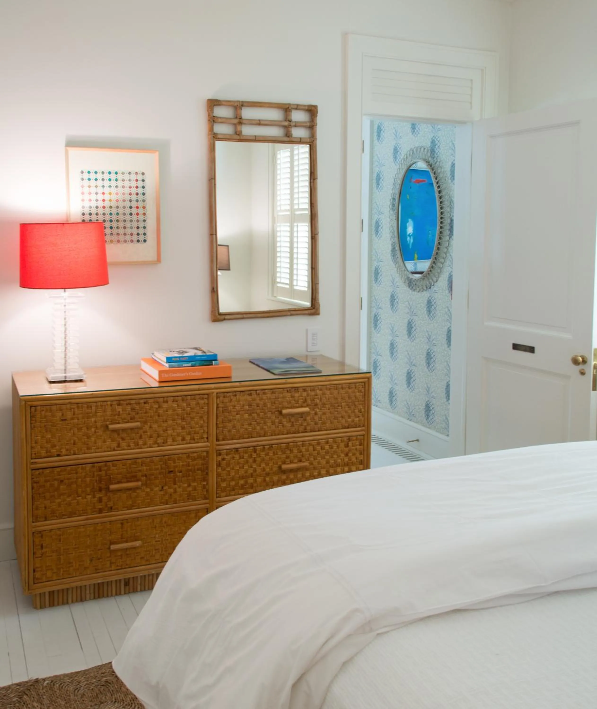 Bed in Eleven Bahama House