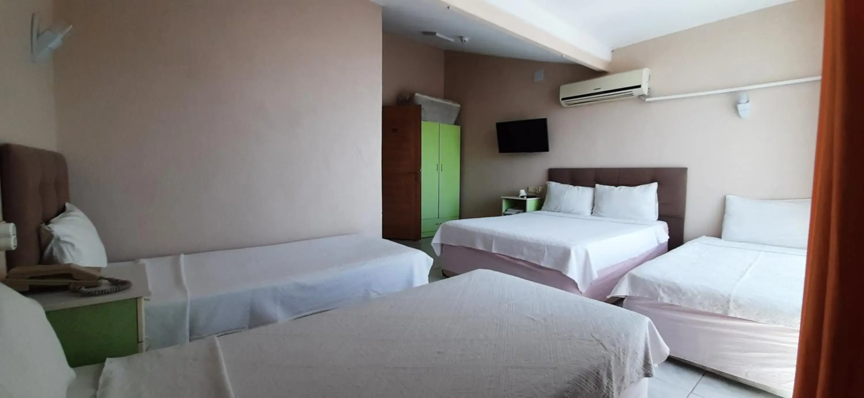 Family Room with Mountain View in Tango Pansiyon Family Room with Mountain View in Tango Pansiyon