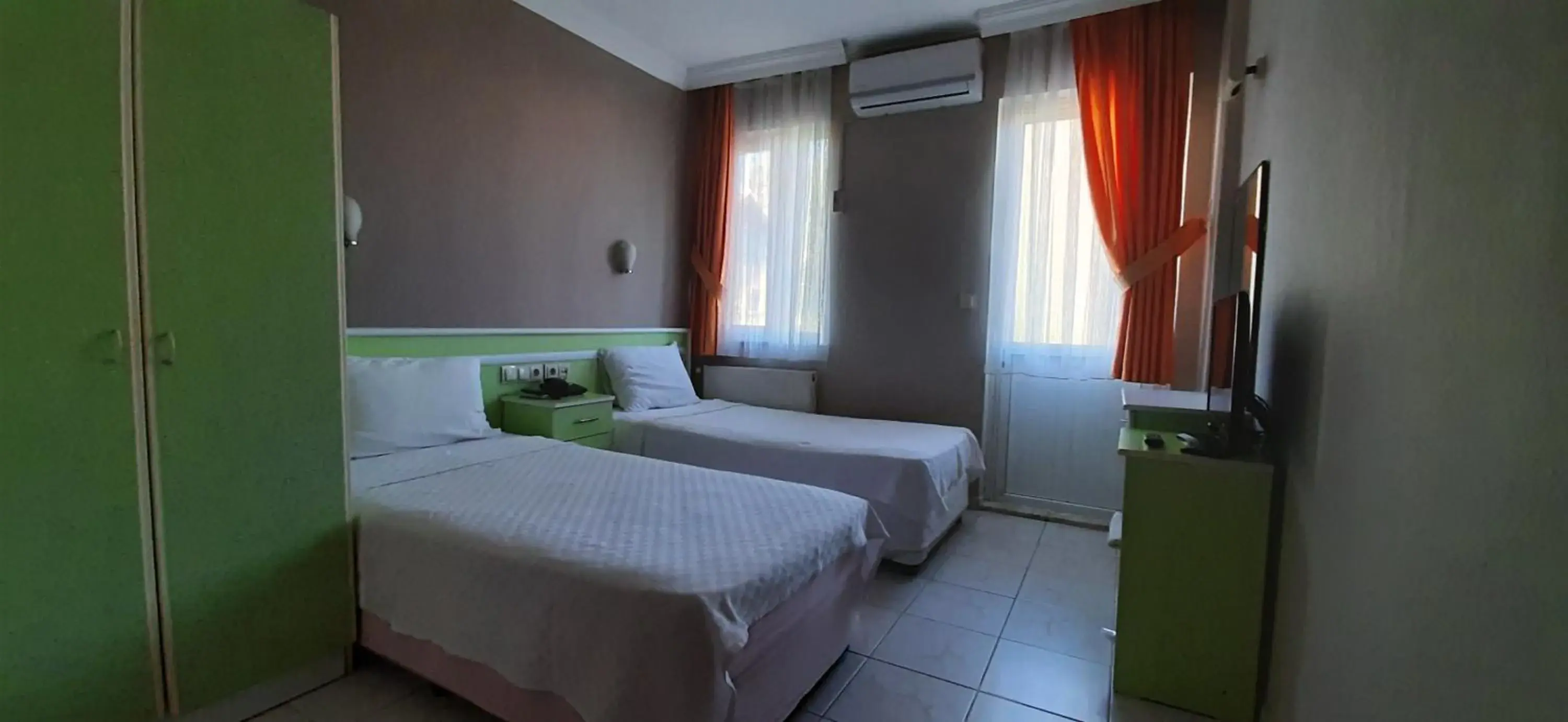 Twin Room with Garden View in Tango Pansiyon Twin Room with Garden View in Tango Pansiyon