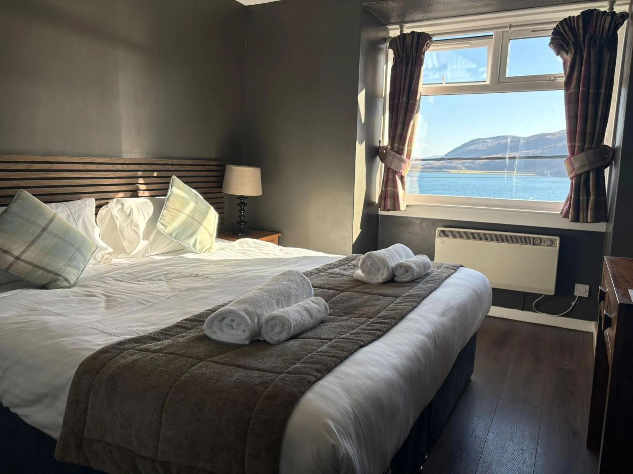 Double Room in Argyll Hotel