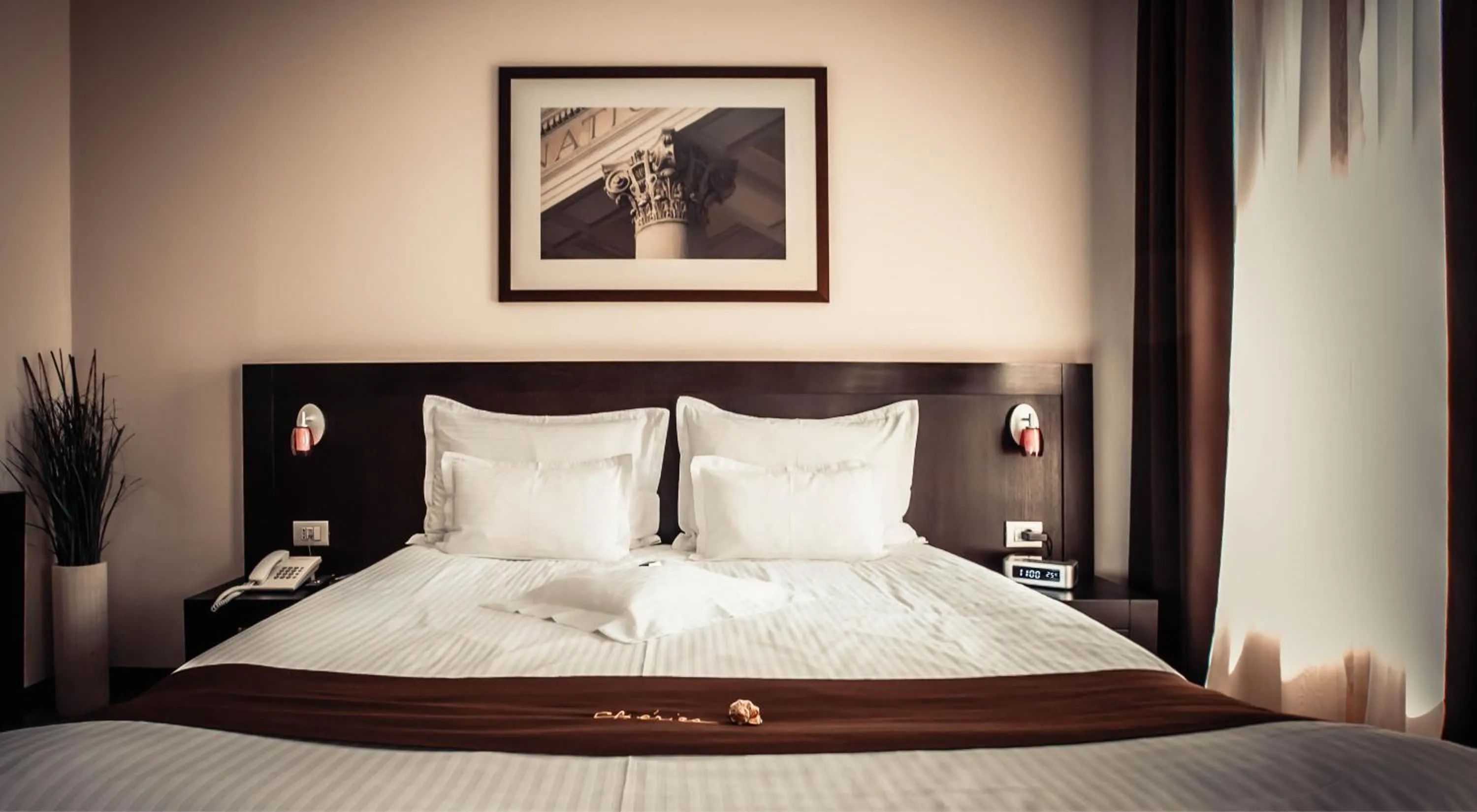 Bed in Hotel Cherica