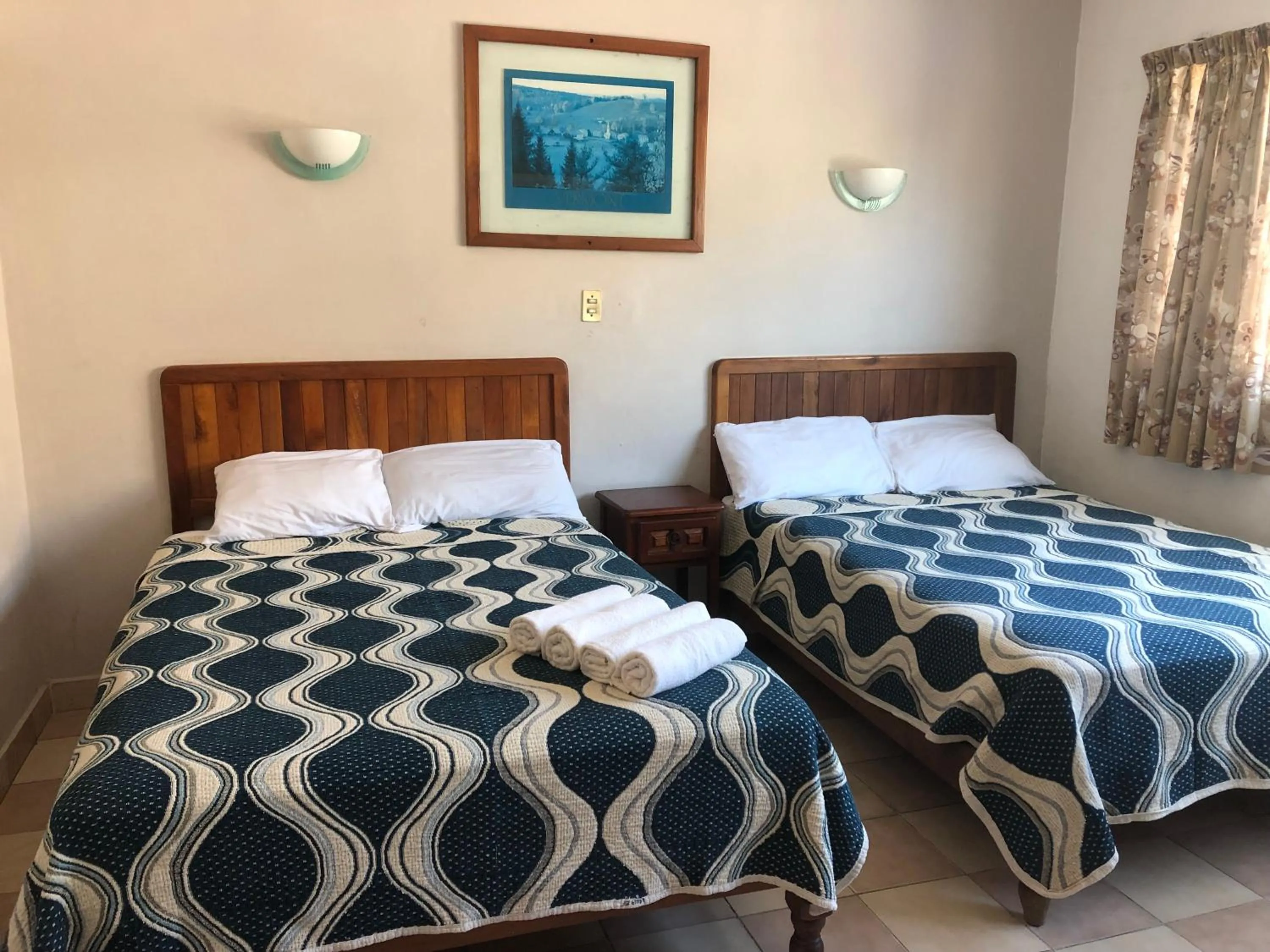 Bedroom, Bed in Hotel El Faro Malecon