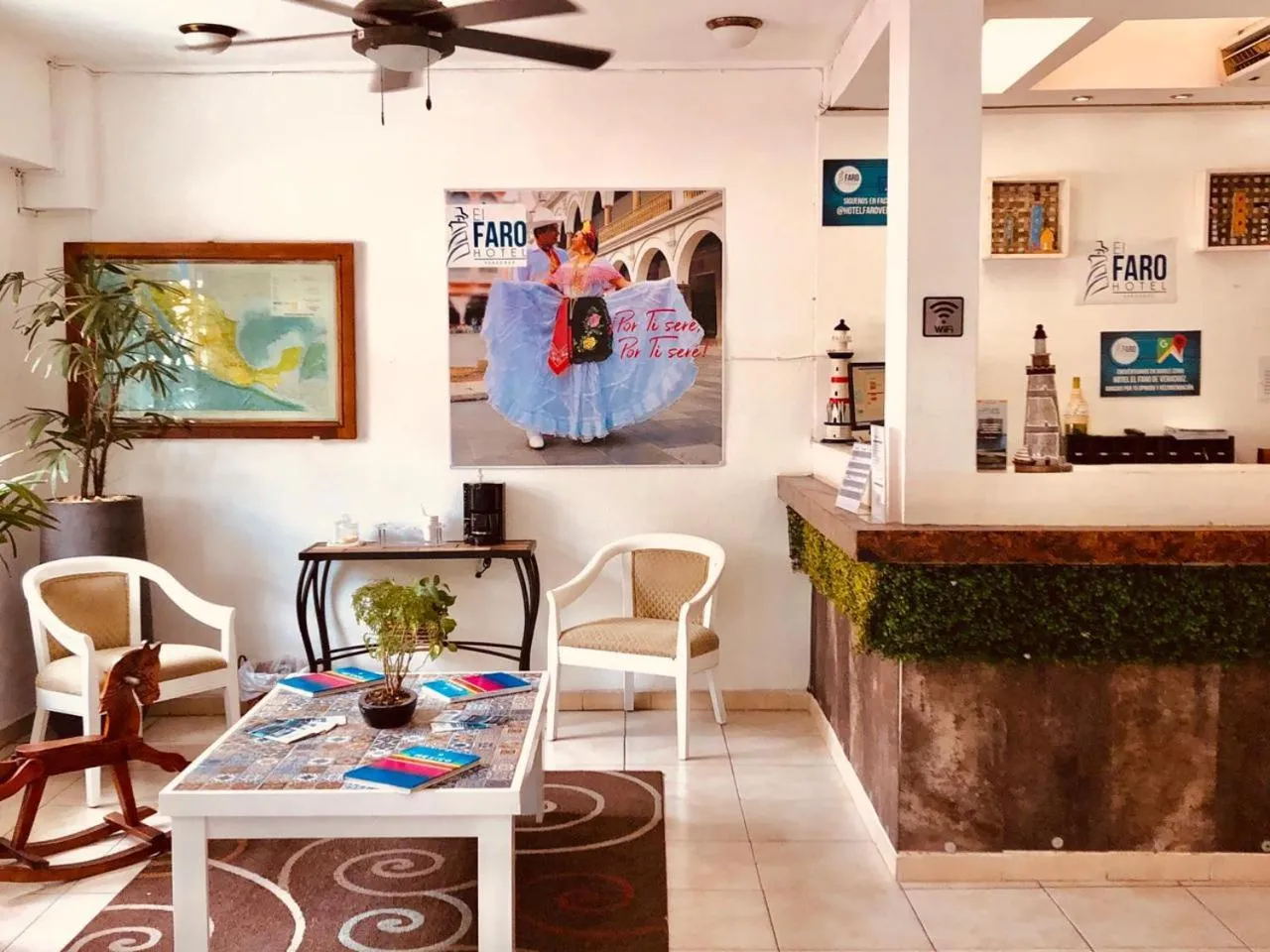Lobby or reception in Hotel El Faro Malecon