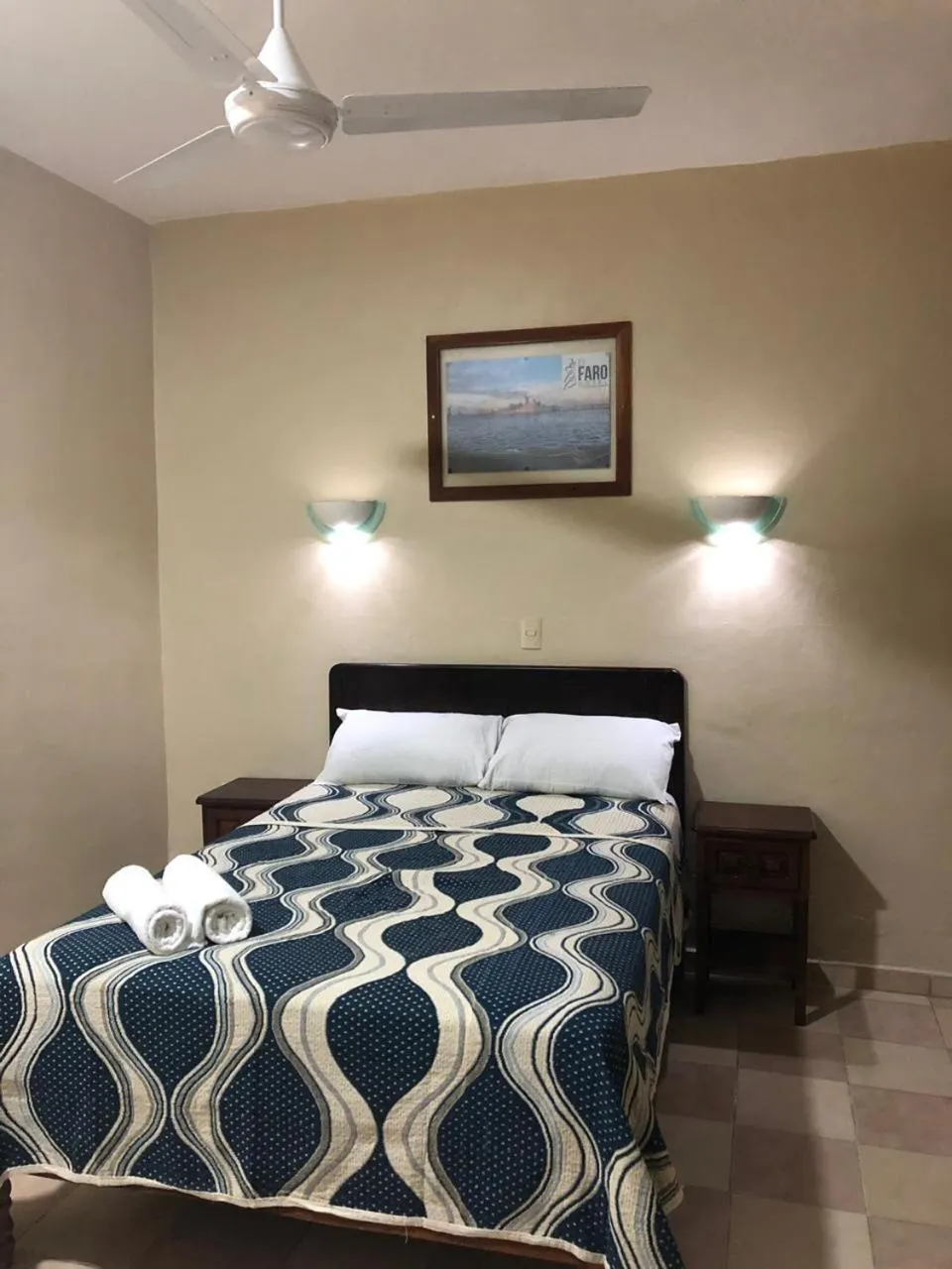 Bed in Hotel El Faro Malecon