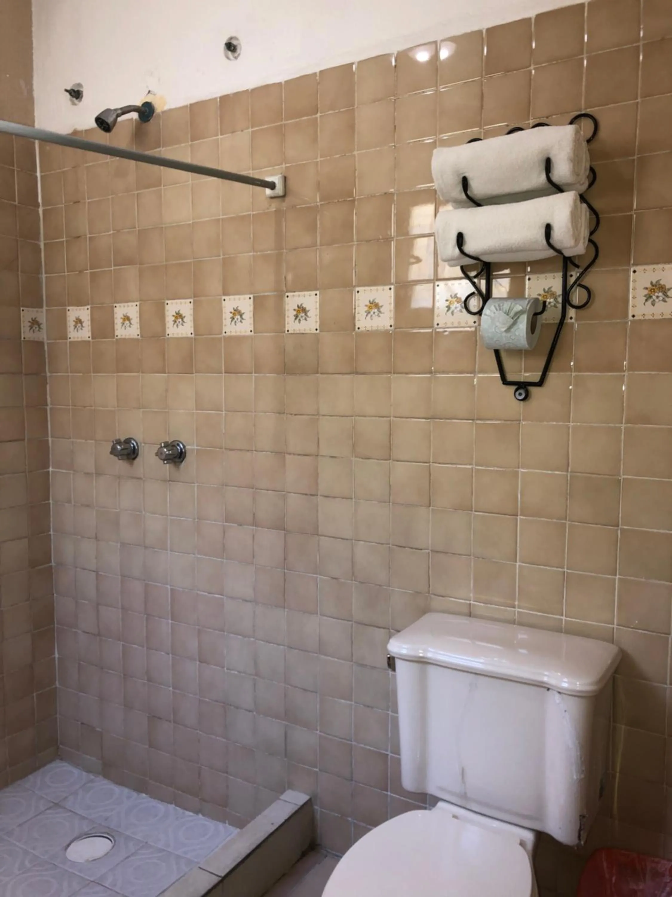 Bathroom in Hotel El Faro Malecon