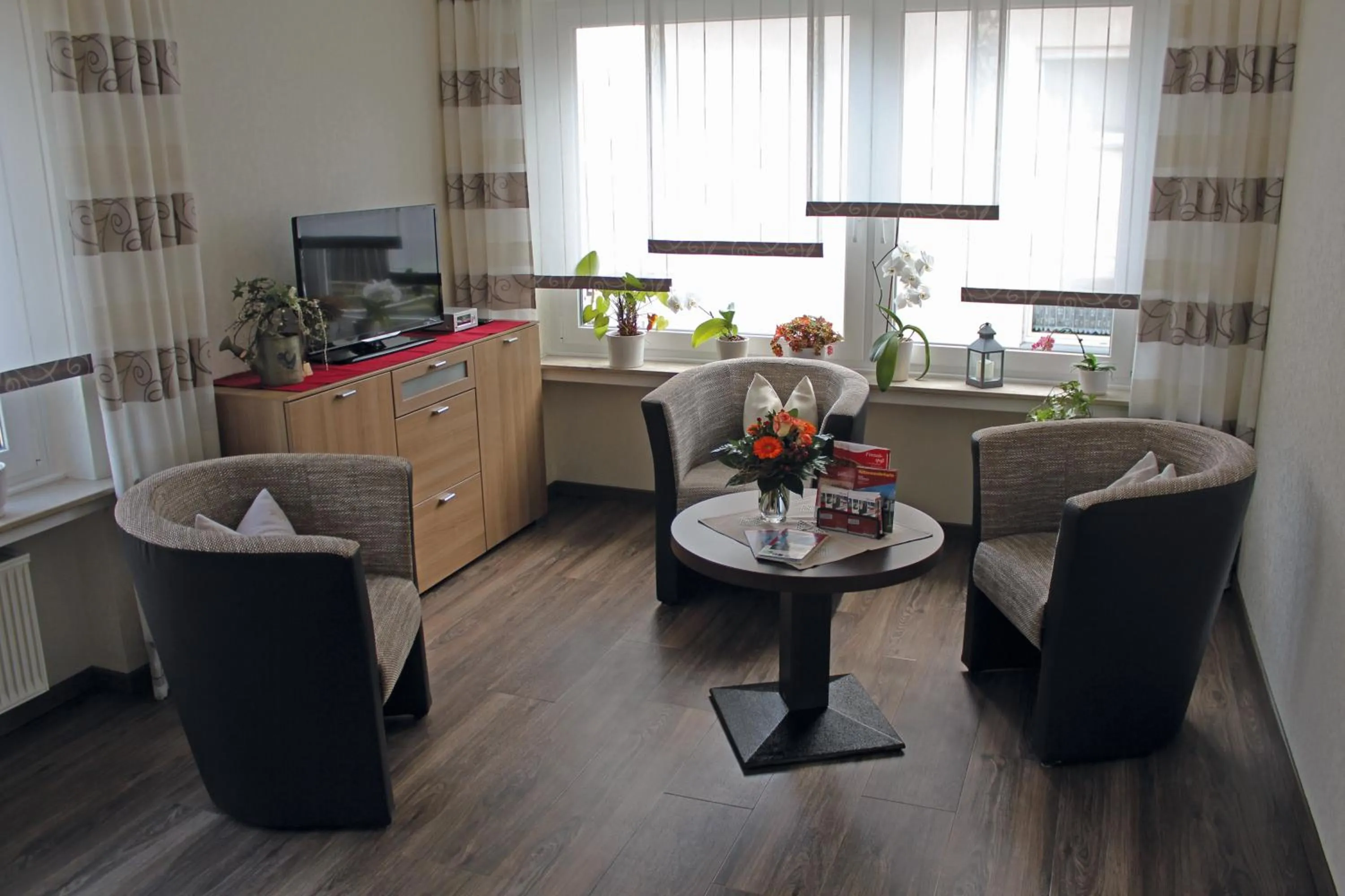 Lounge or bar in Pension Haus Waldfrieden, MeineCardPlus inklusive