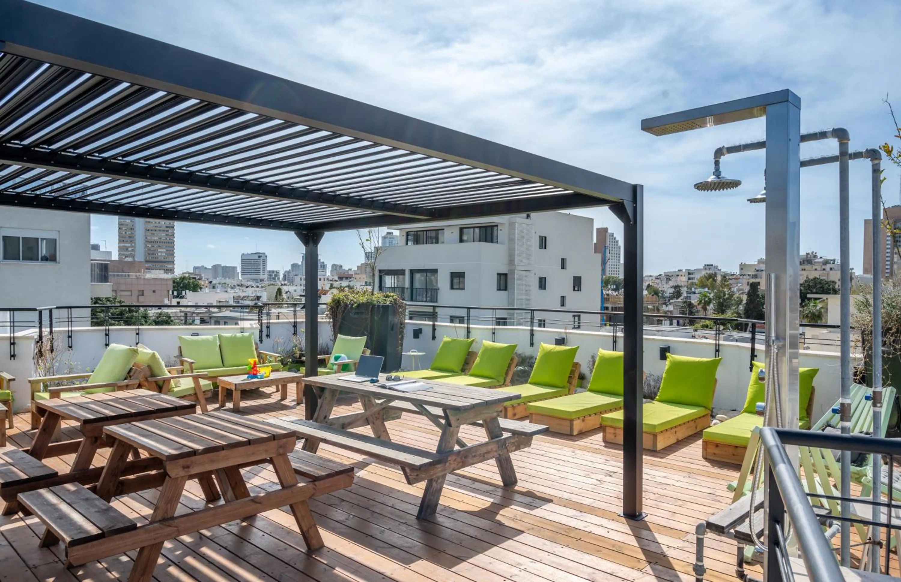 Balcony/Terrace in 130 Rock Apartments