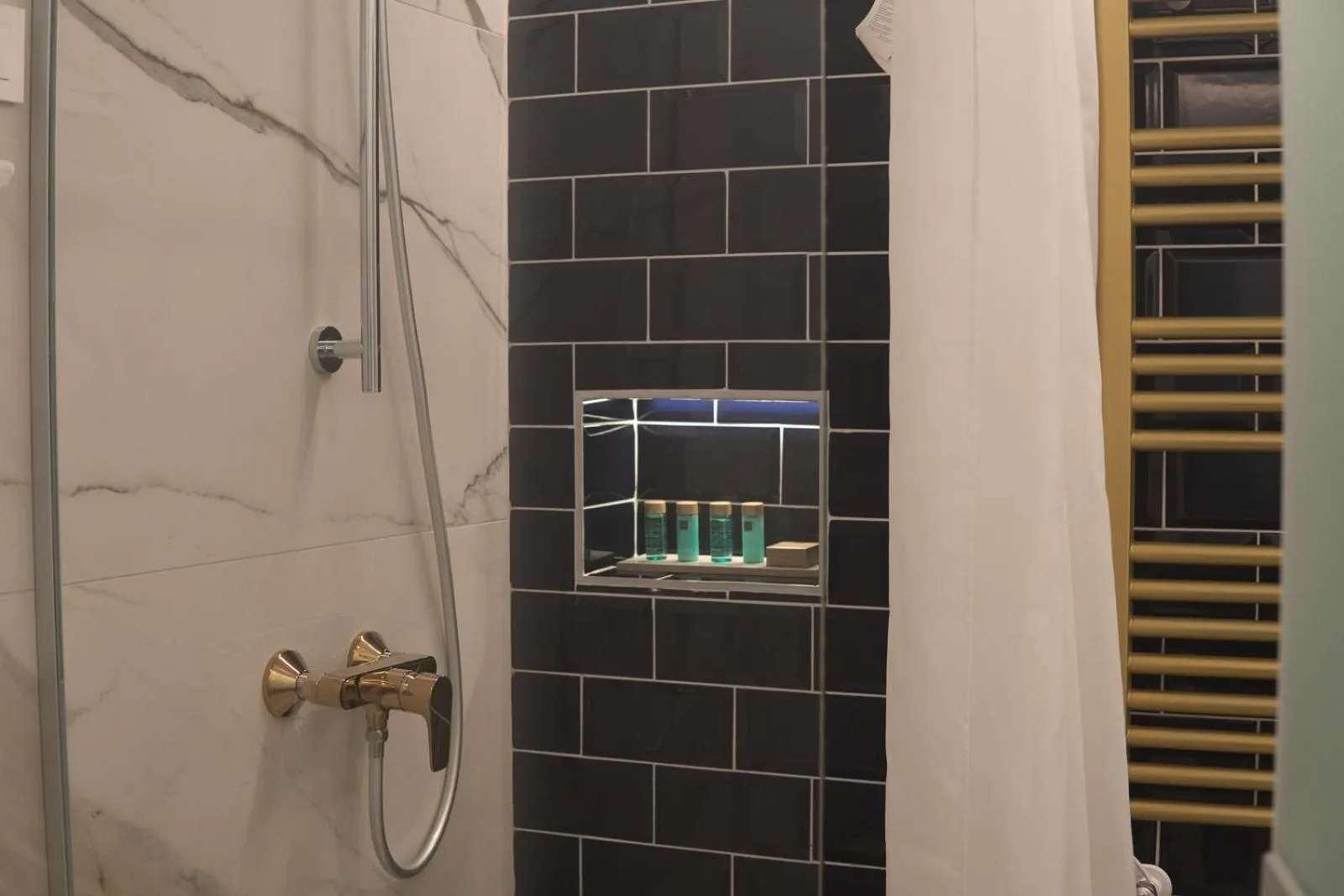 Bathroom in Hotel Starkl - Heritage & Unique