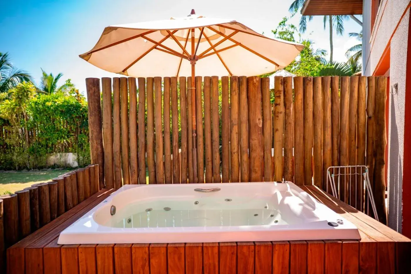 Suite with Hot Tub in Vistabela Resort & Spa Suite with Hot Tub in Vistabela Resort & Spa