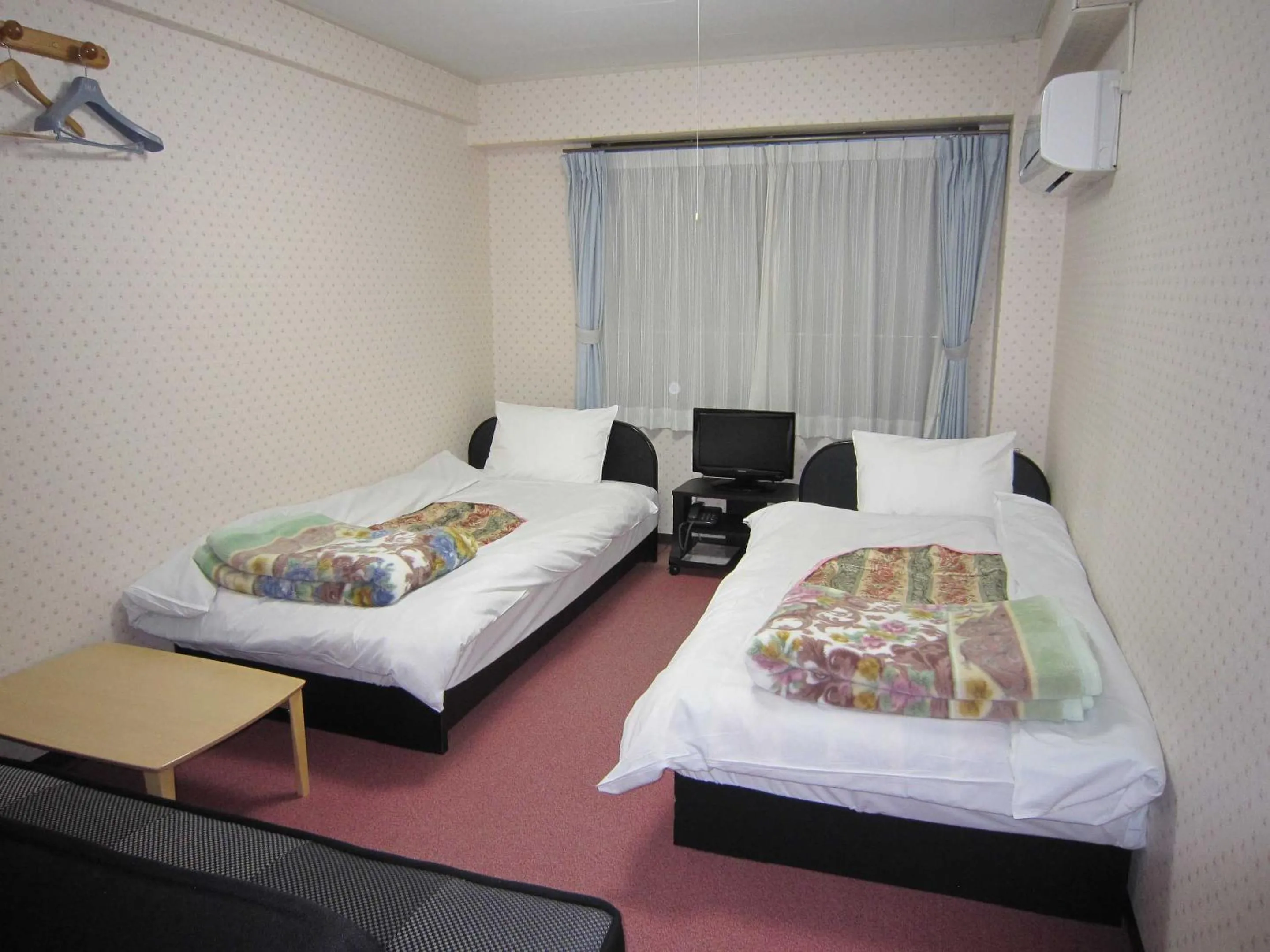 Photo of the whole room, Bed in Pension Kitashirakawa