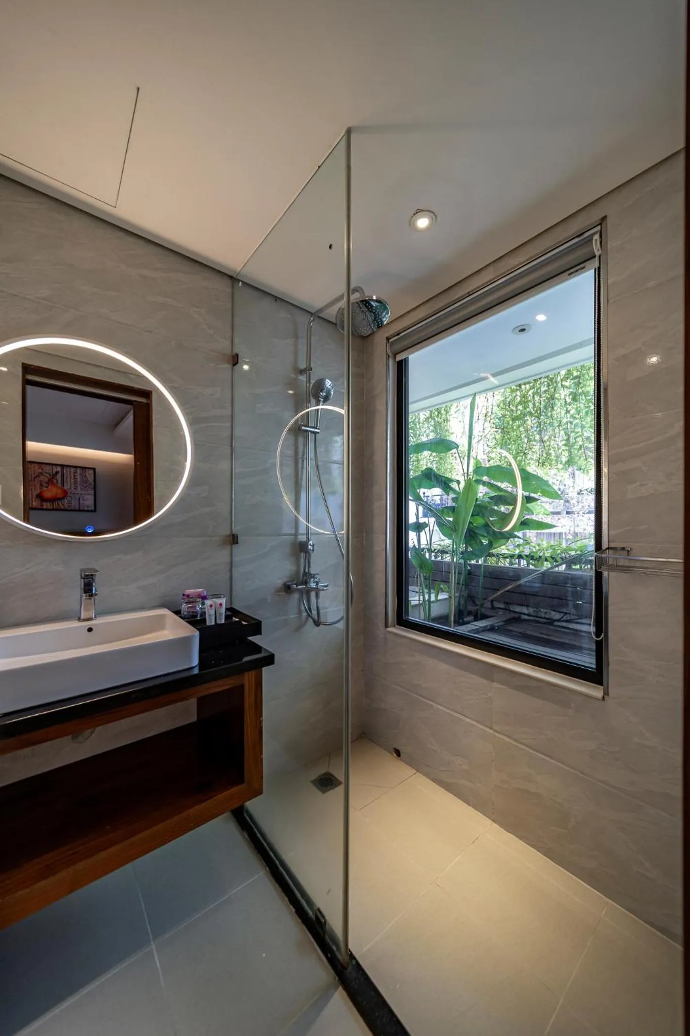 Bathroom, Bed in Edoya Hotel Ben Thanh