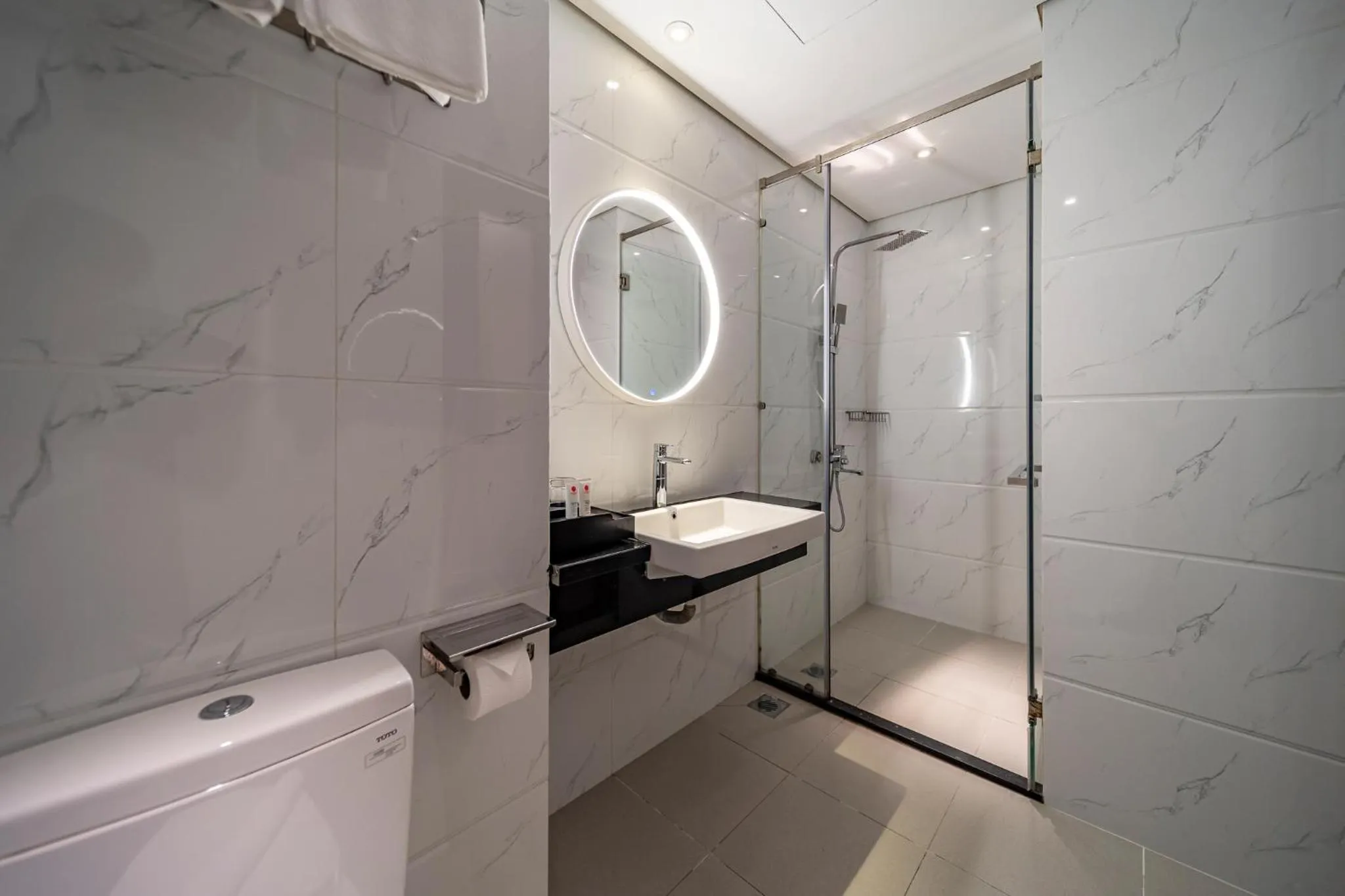 Bathroom in Edoya Hotel Ben Thanh